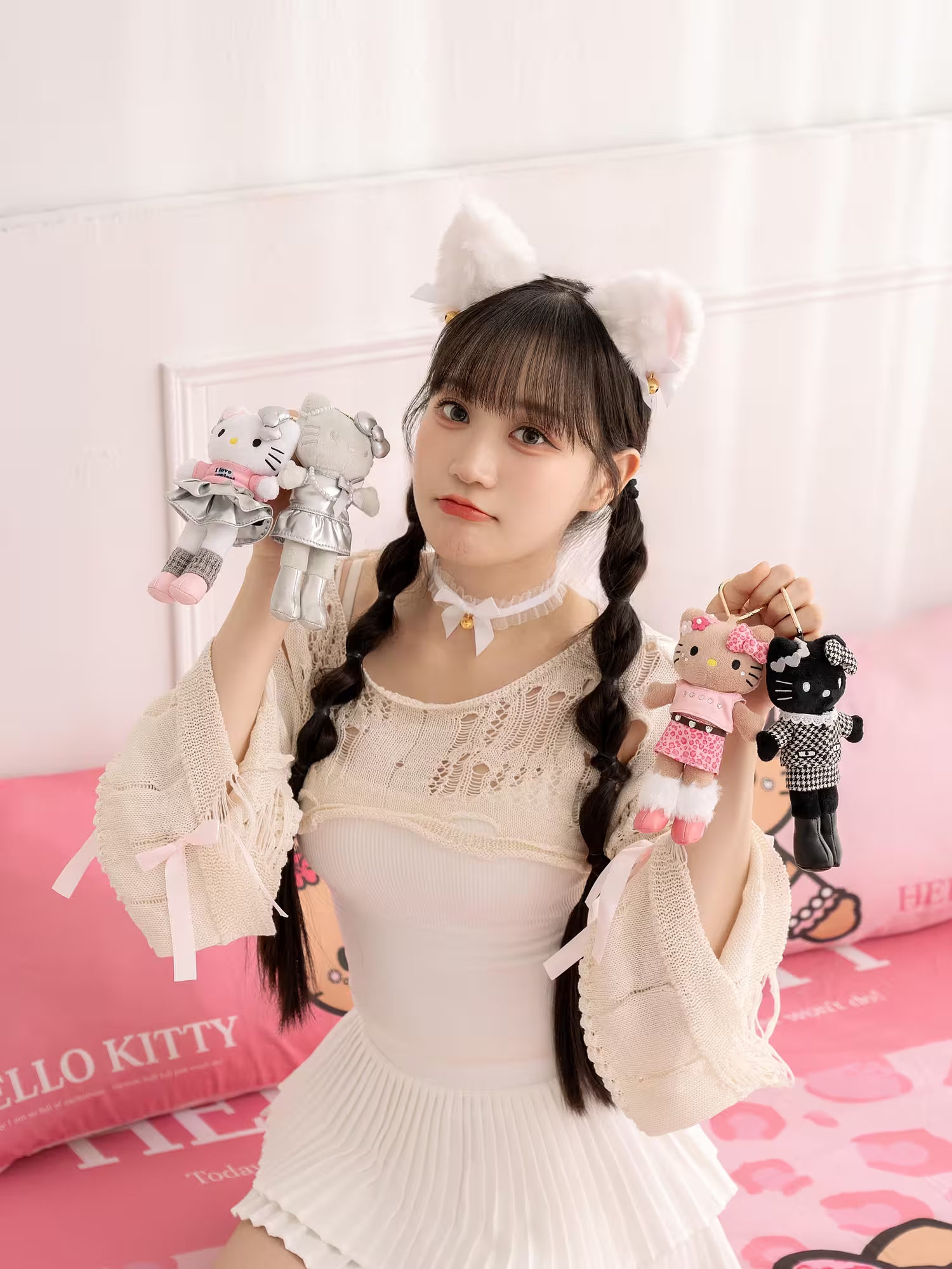 （約6月尾到貨）🇹🇼台灣超商限定 限量長腿Kitty 15 cm公仔吊飾 (款式隨機) 💕