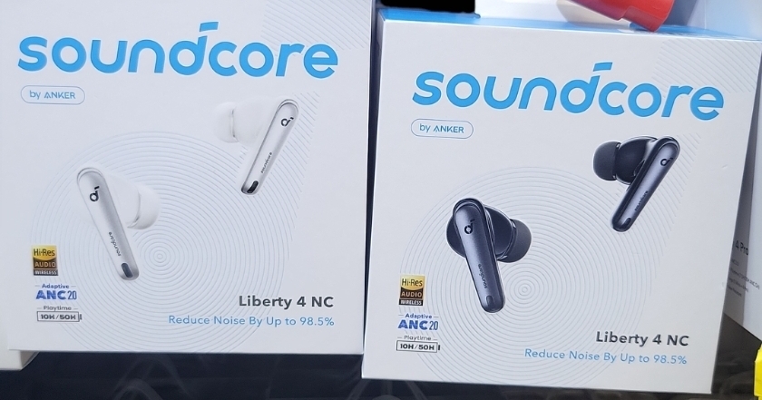 Soundcore Liberty 4 NC 無線藍牙耳機：自適應降噪，高解析音頻，持久續航
