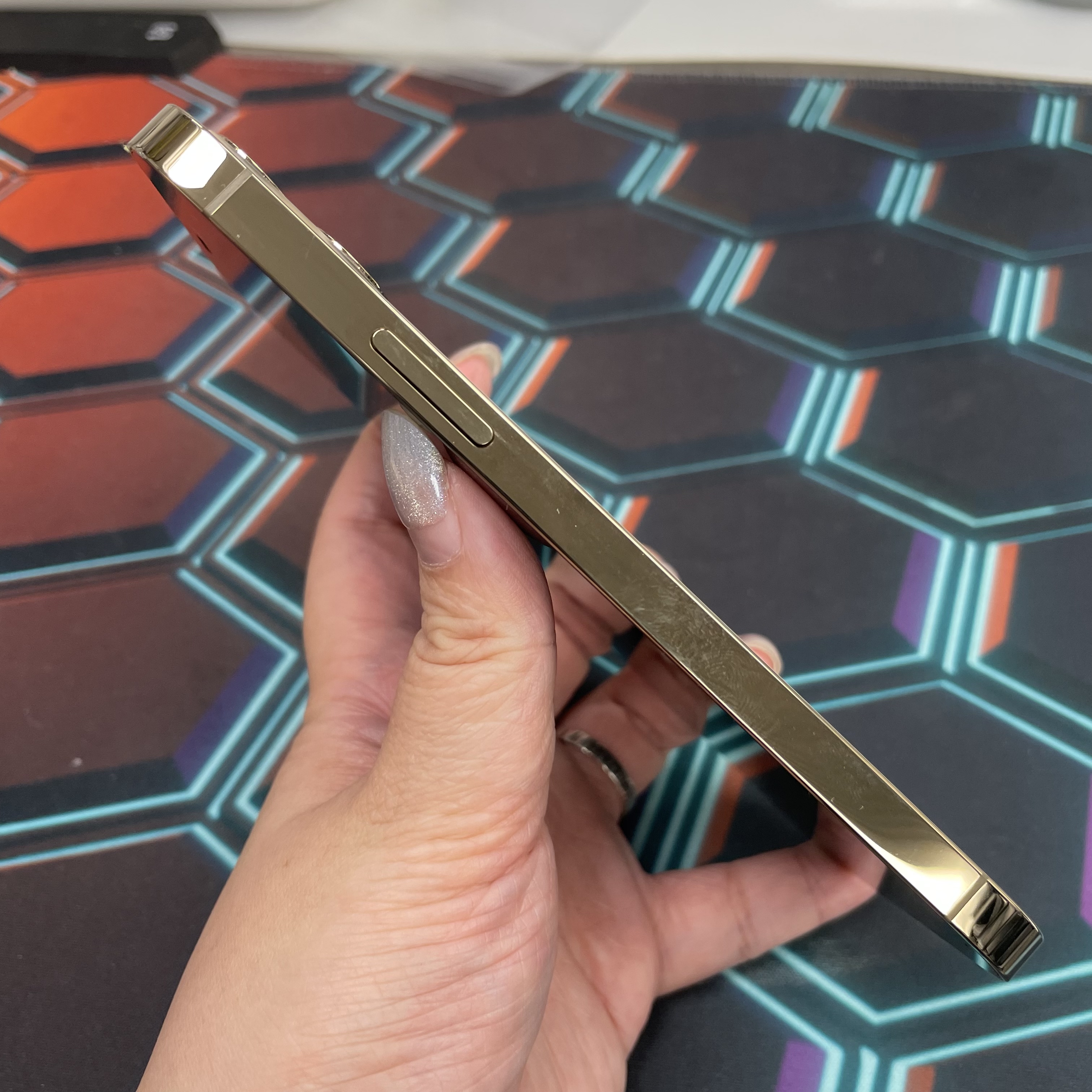 *7310 12 Pro 勁靚機 512GB 電77 金色 gold