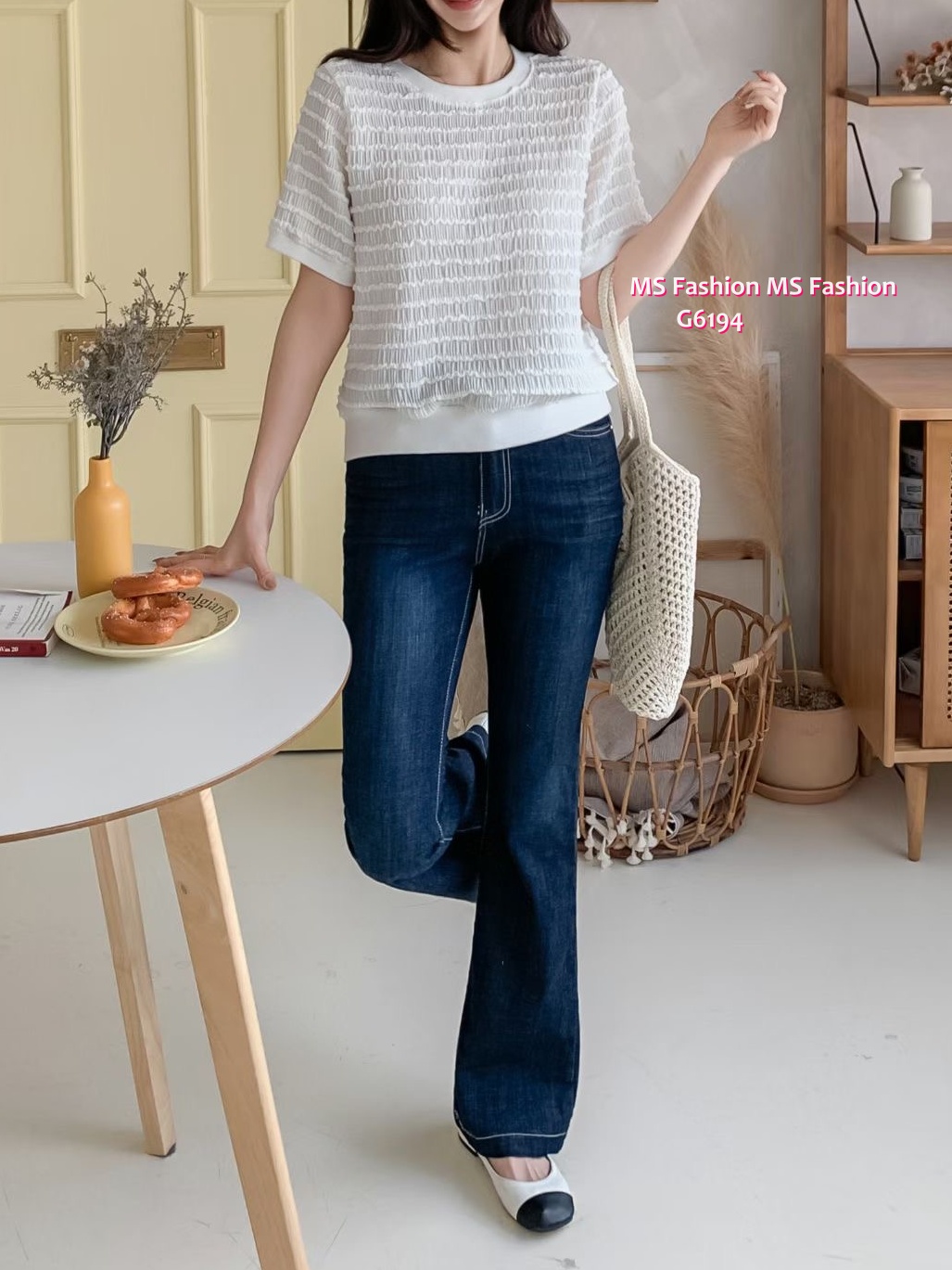 G6194 韓國🇰🇷凹凸紋淨色top