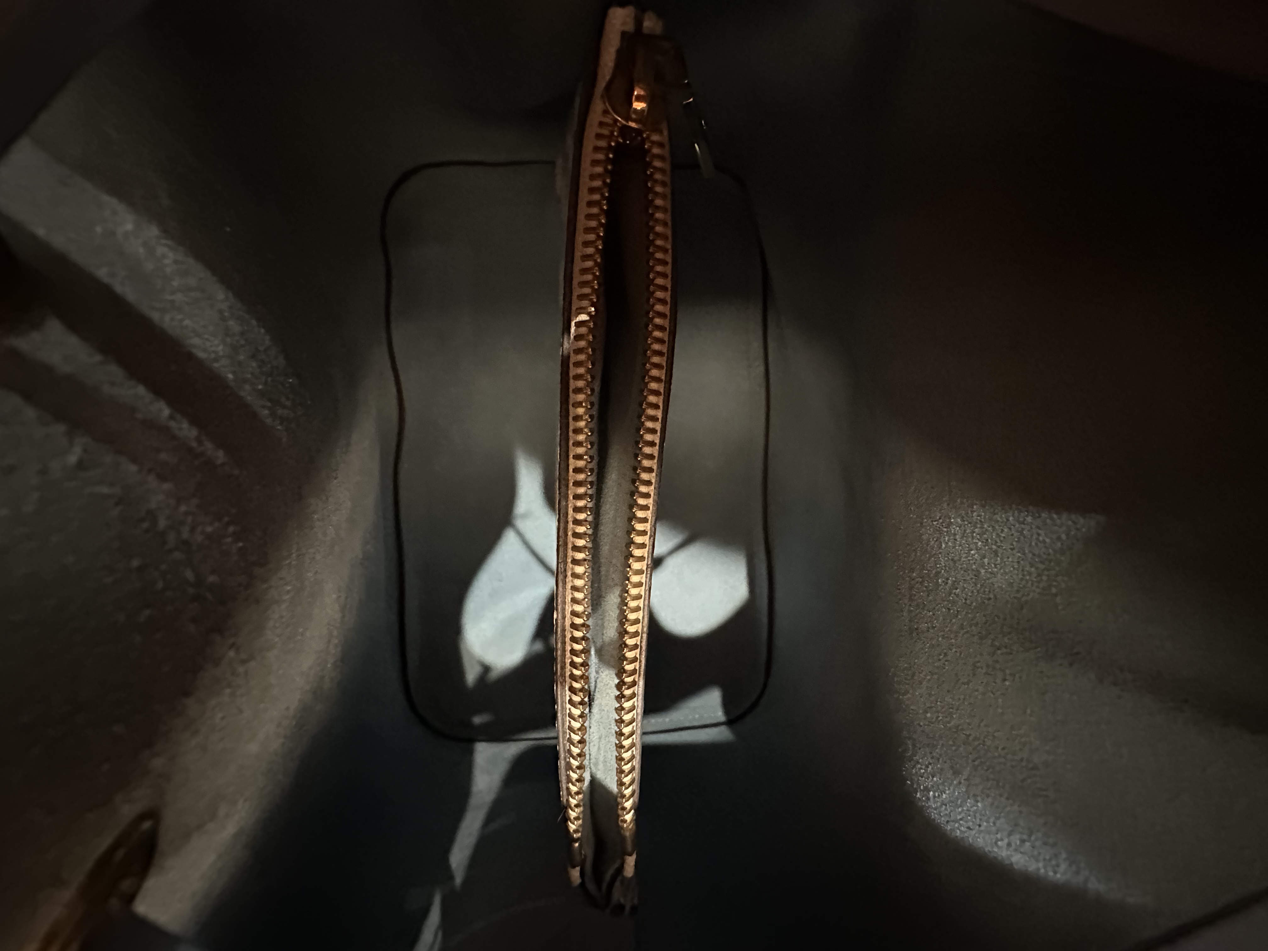 直播貨品 |  [1個-$100 2個-$300］ HH36