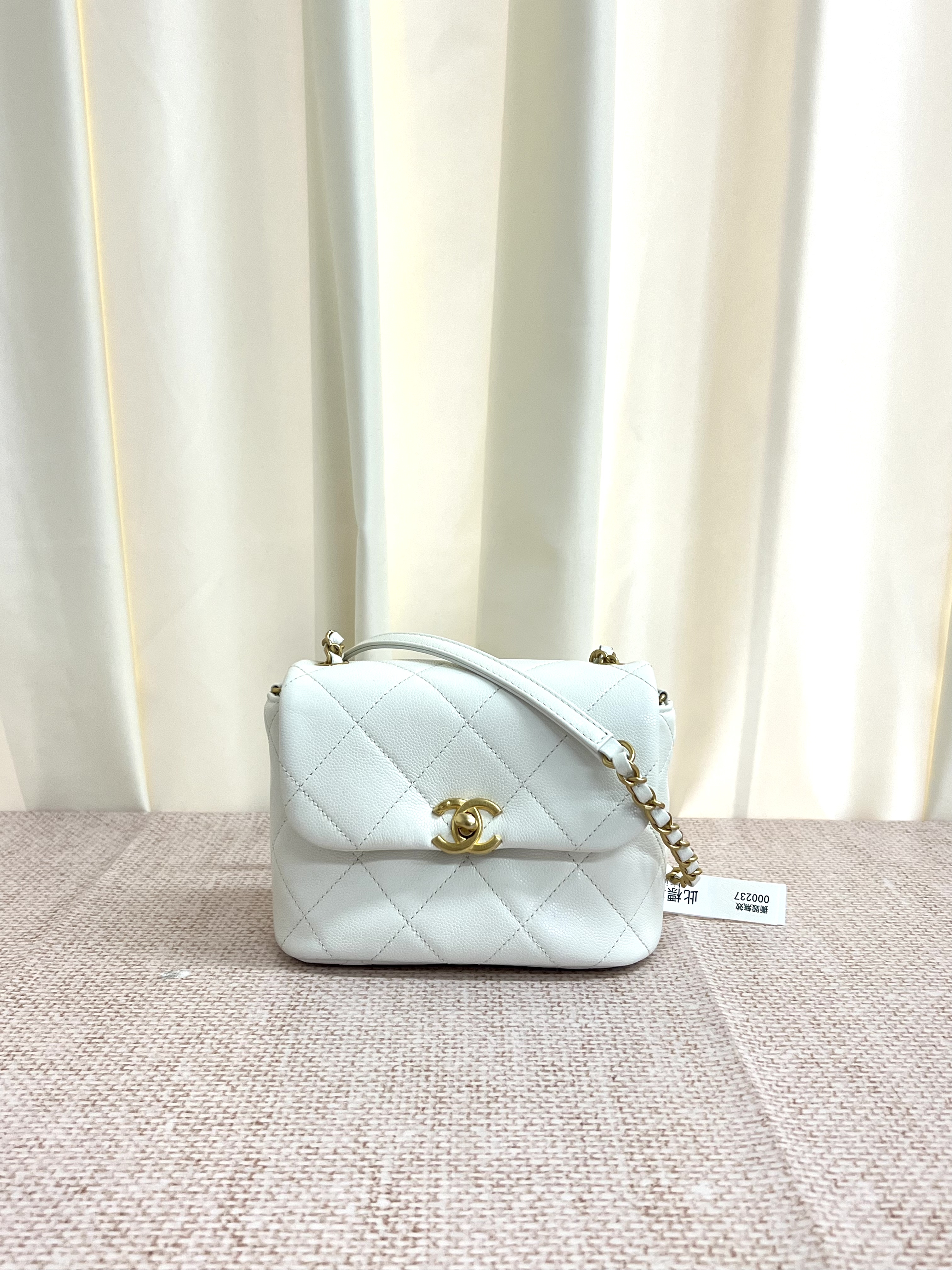 Pre-Owned CHANEL 19 Flap Bag / Product Code: 26042215