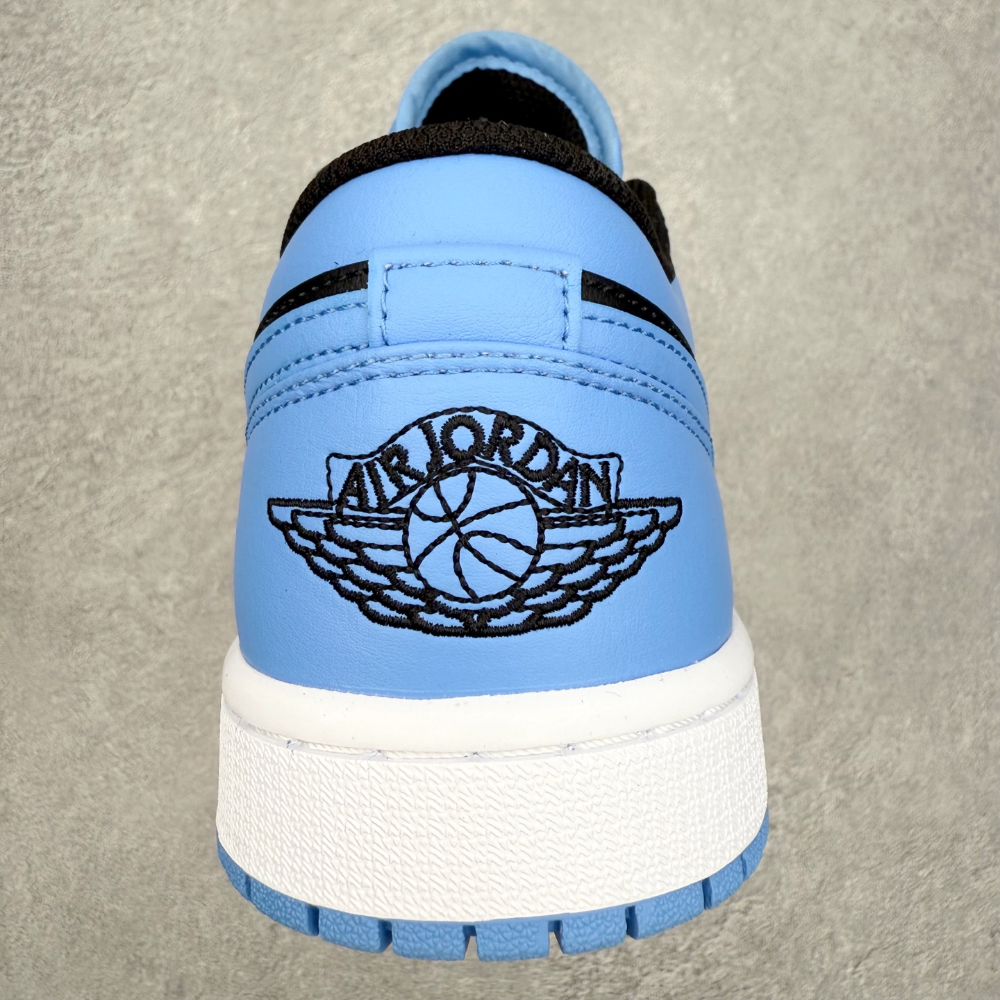 Air Jordan 1 Low 553558-041