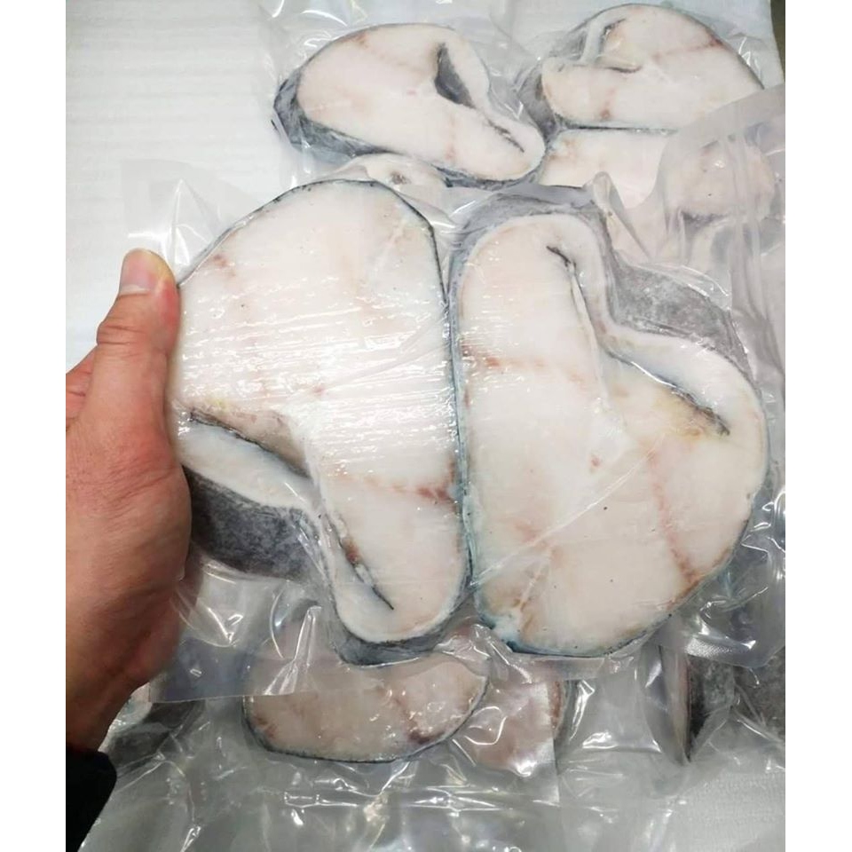 <3月份精選優惠>  Frozen Whole Wild-caught Alaska Black Cod (Pre-cut)  原條阿拉斯加野生銀鱈魚 (預切) 