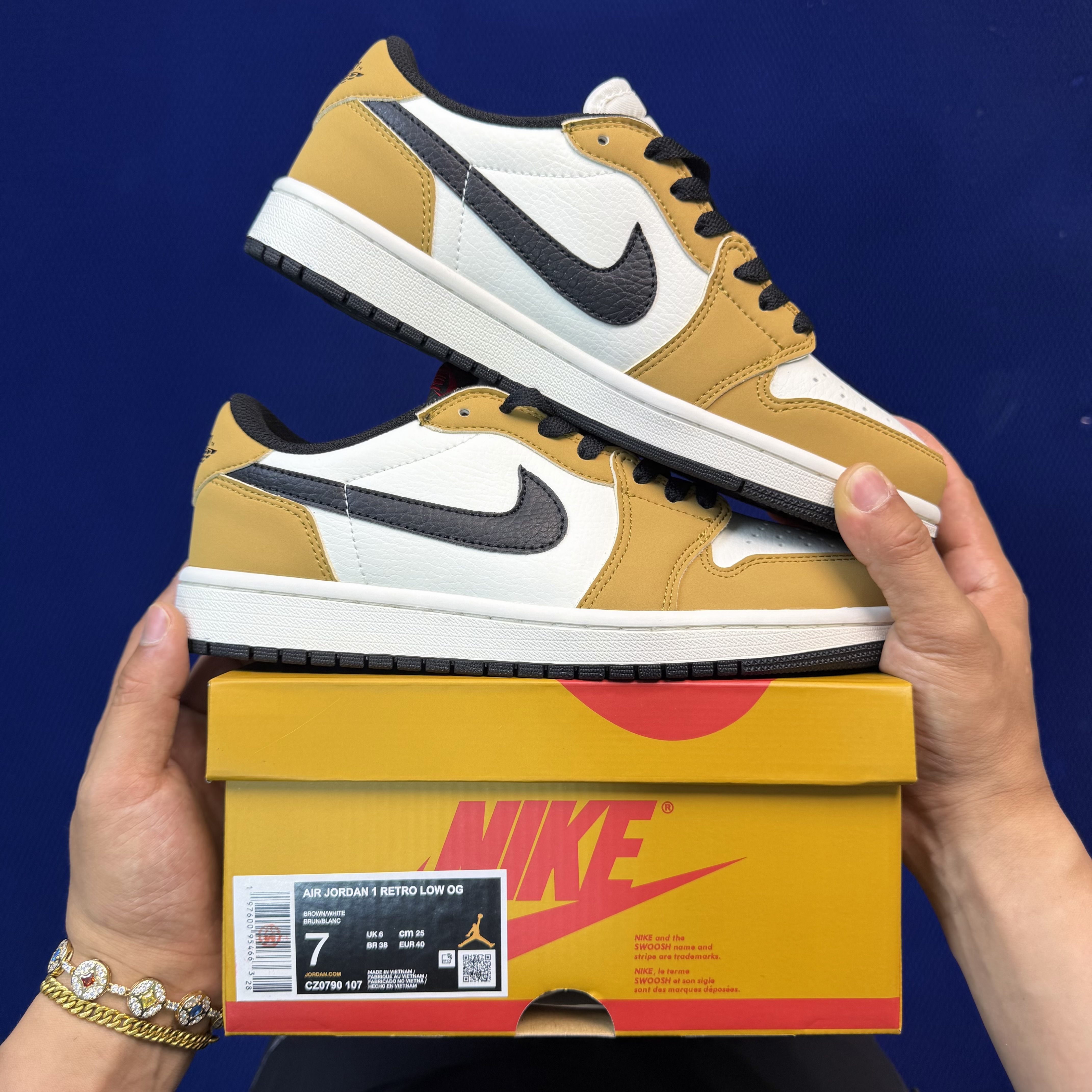 Nike Air Jordan1 Low CZ0790-107