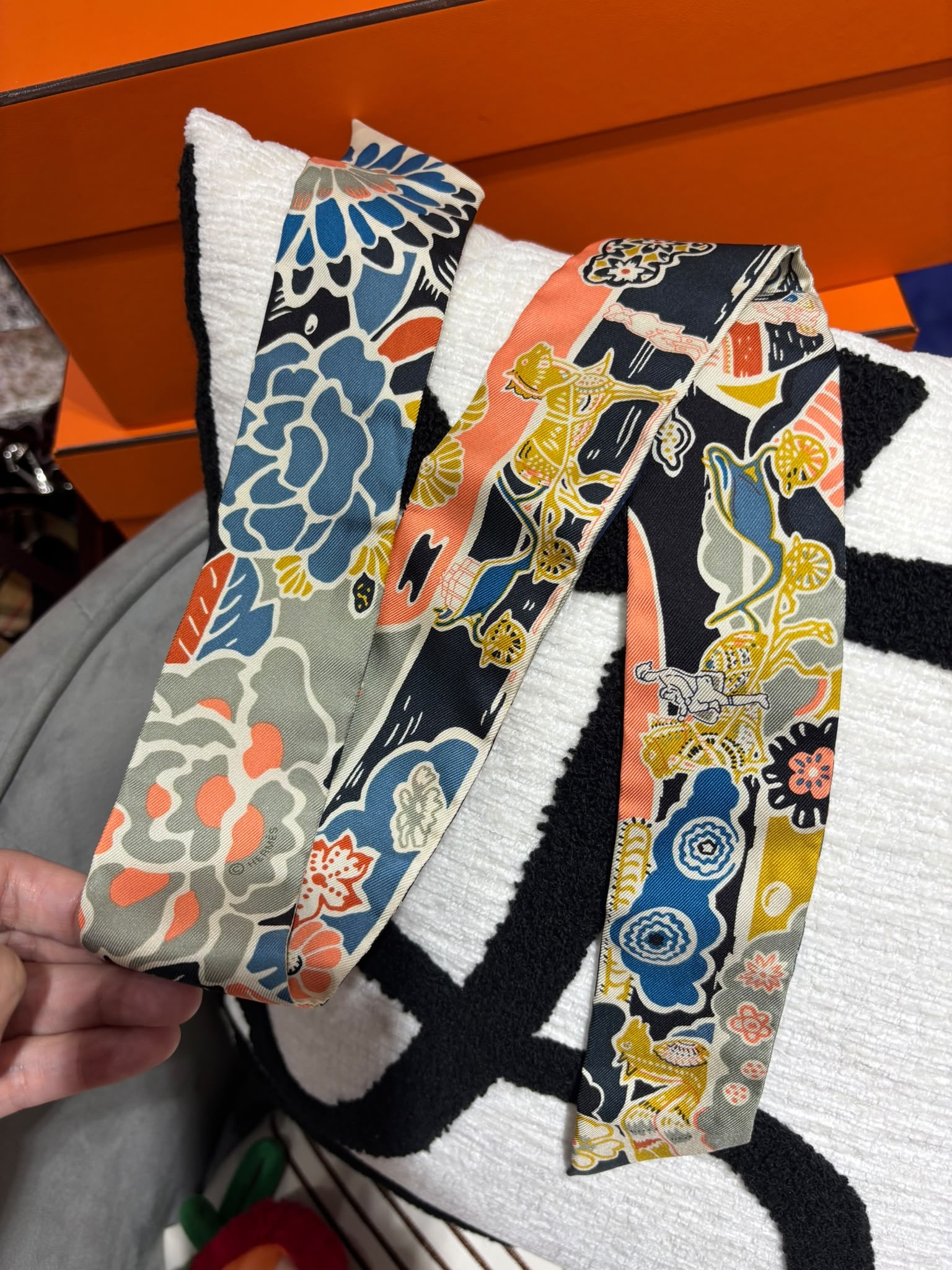 Hermes Twilly 100%Authentic, 99%New ✅Box