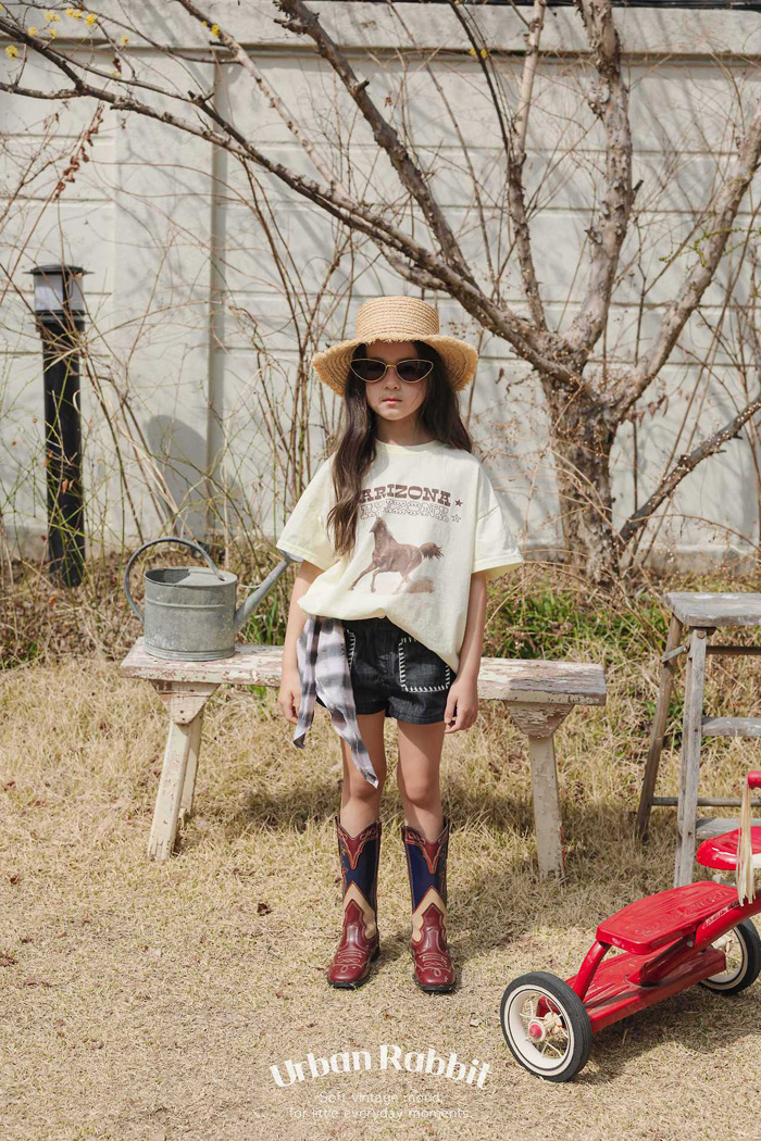 🇰🇷Urban Rabbit tee