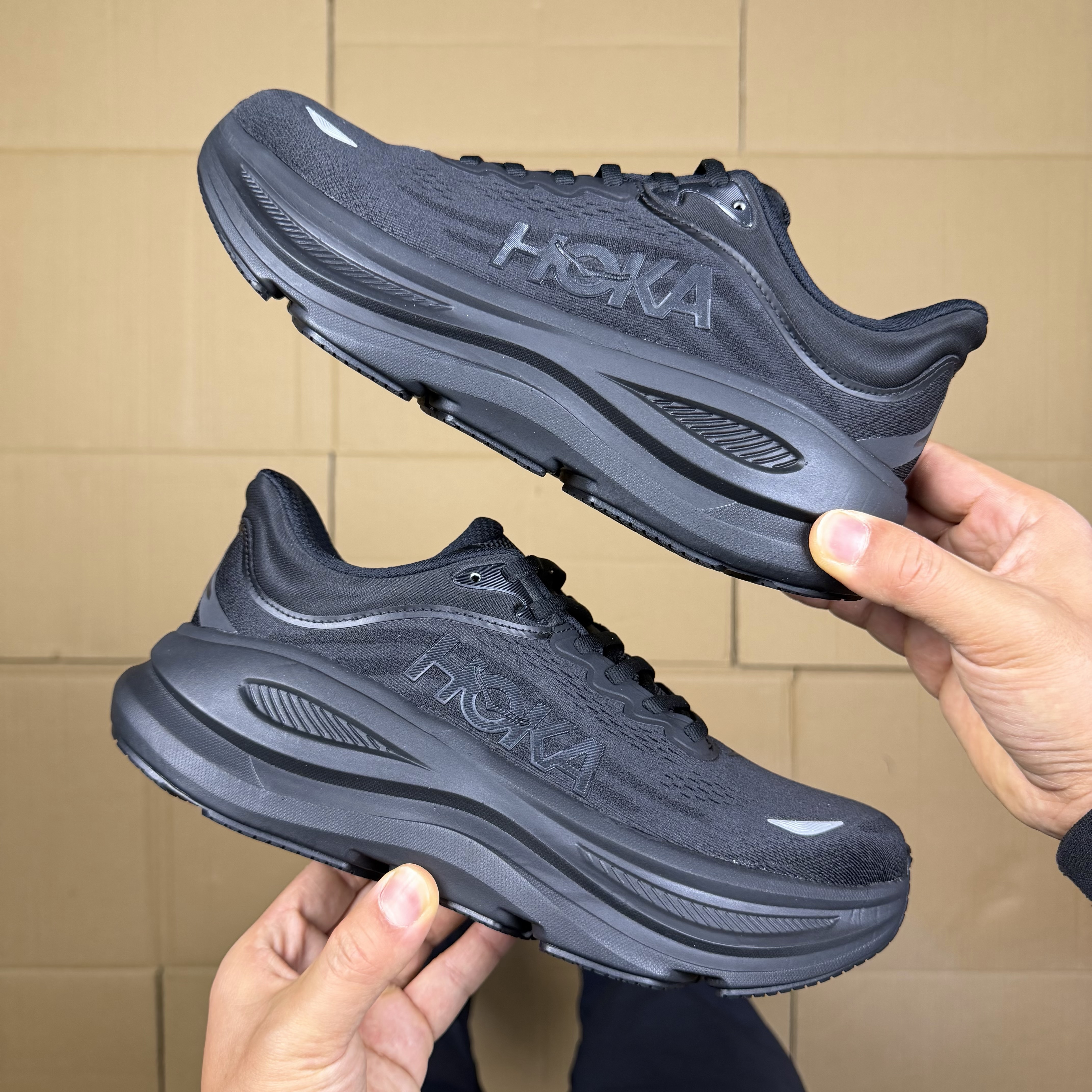 Hoka One One Bondi 9 