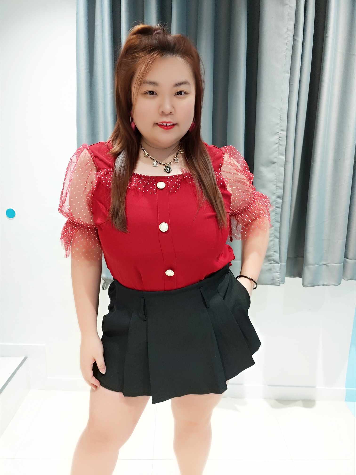 ENF10 281818 拼波点透纱袖上衣