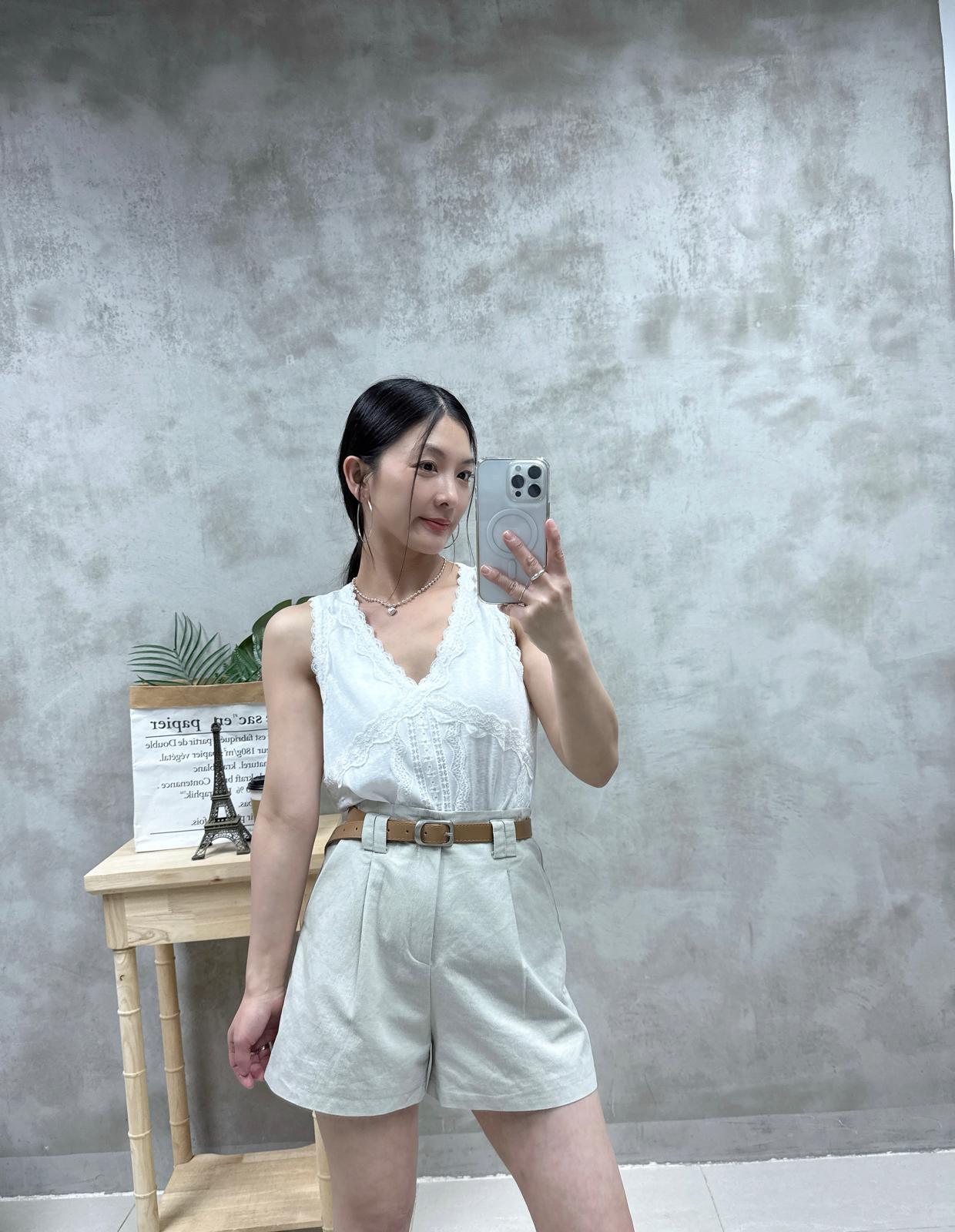 D06 連Belt打褶短褲