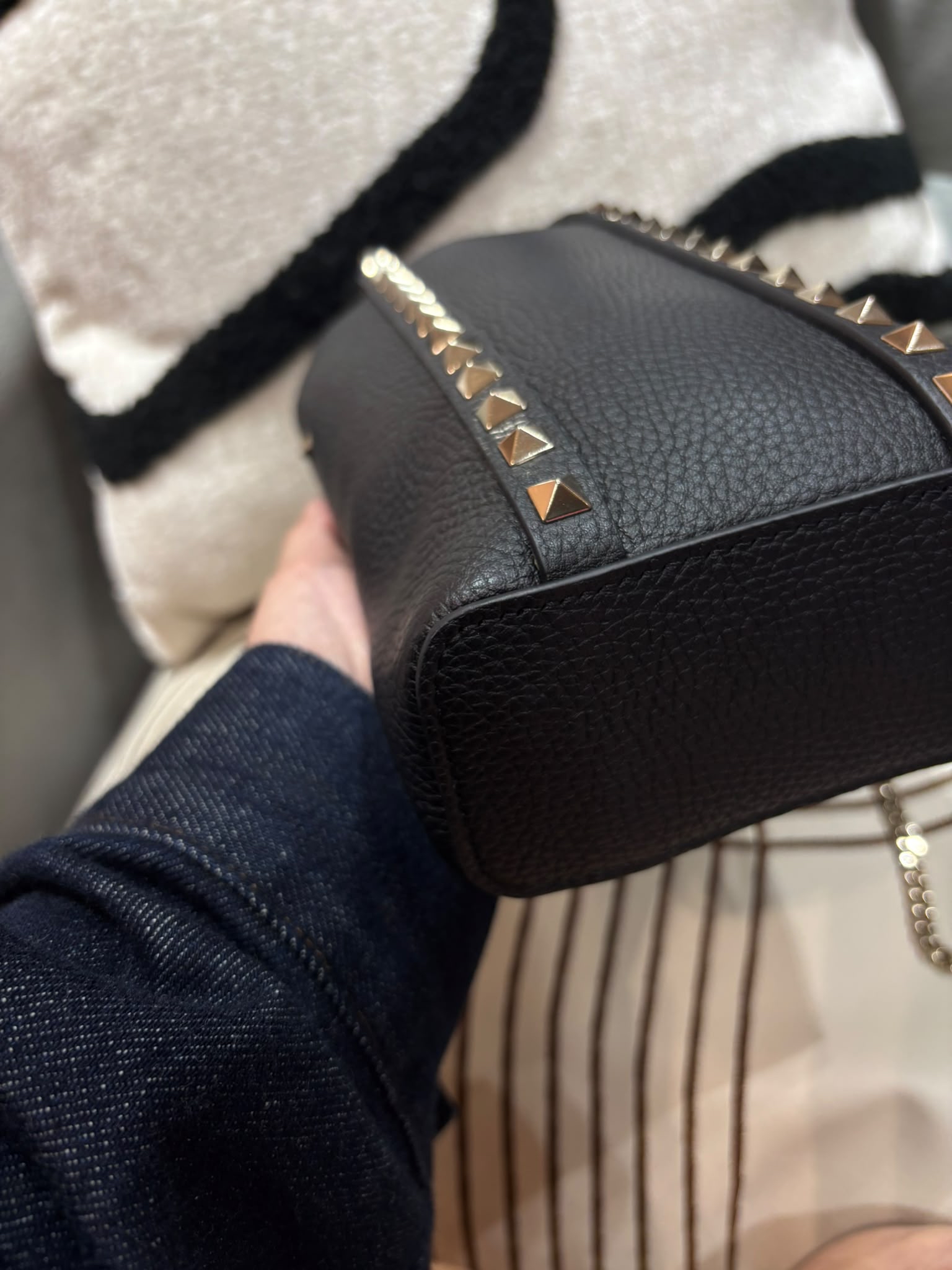 Valentino Mini Bucket 2Way Bag 黑色 100%Authentic, 99%New