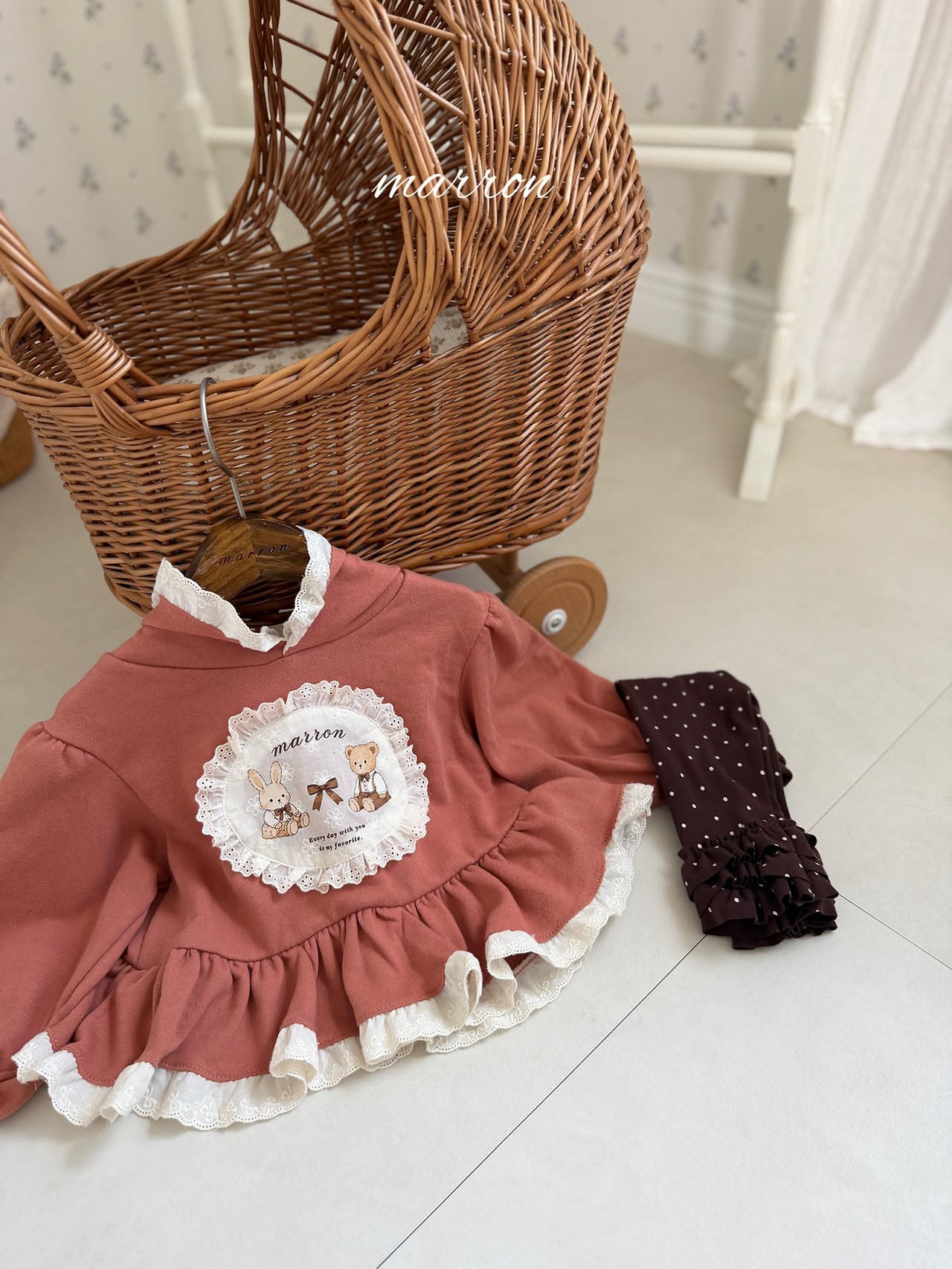 AW6096 Top