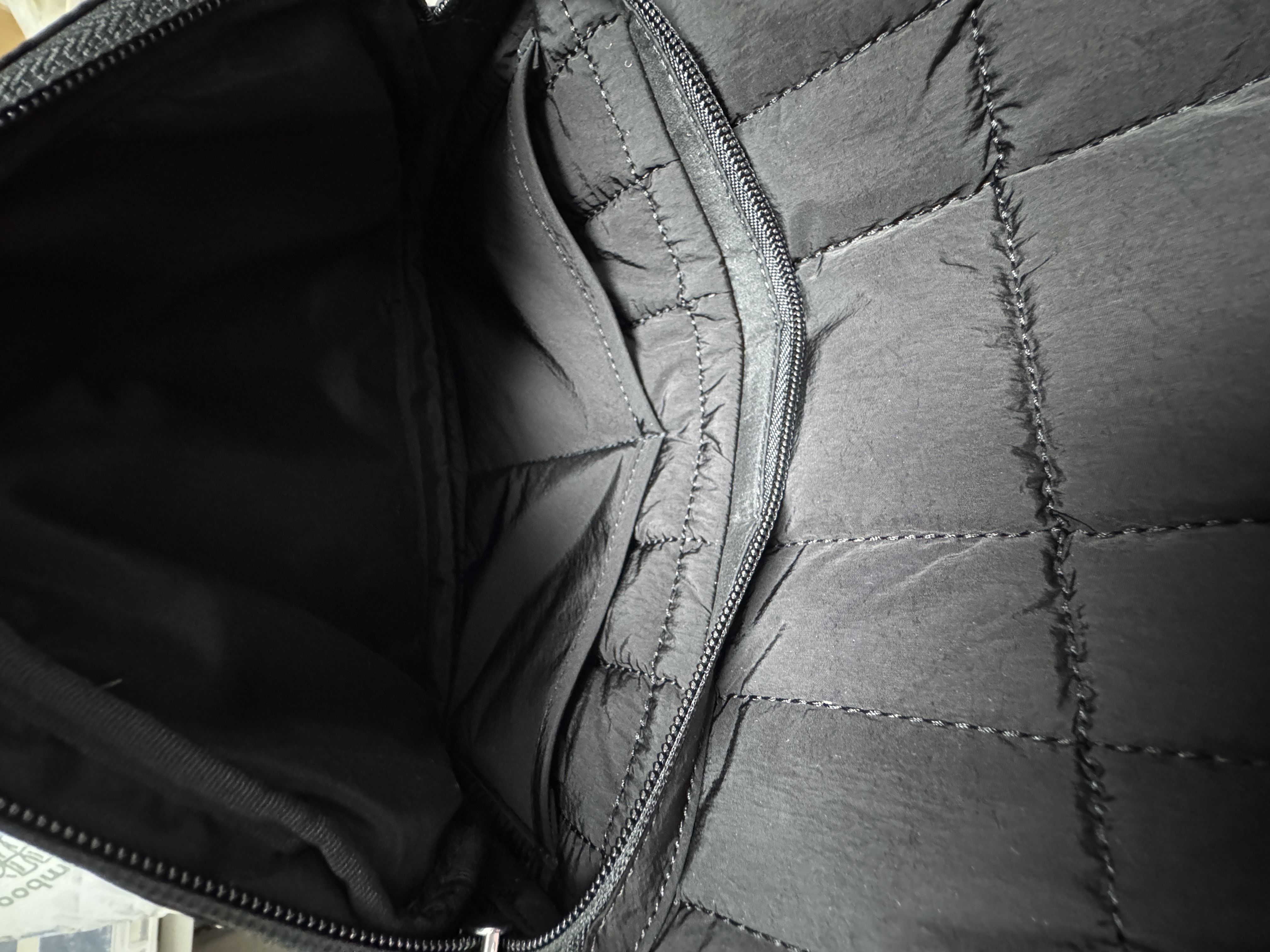 Calvin Klein Quilted Backpack （香港現貨）