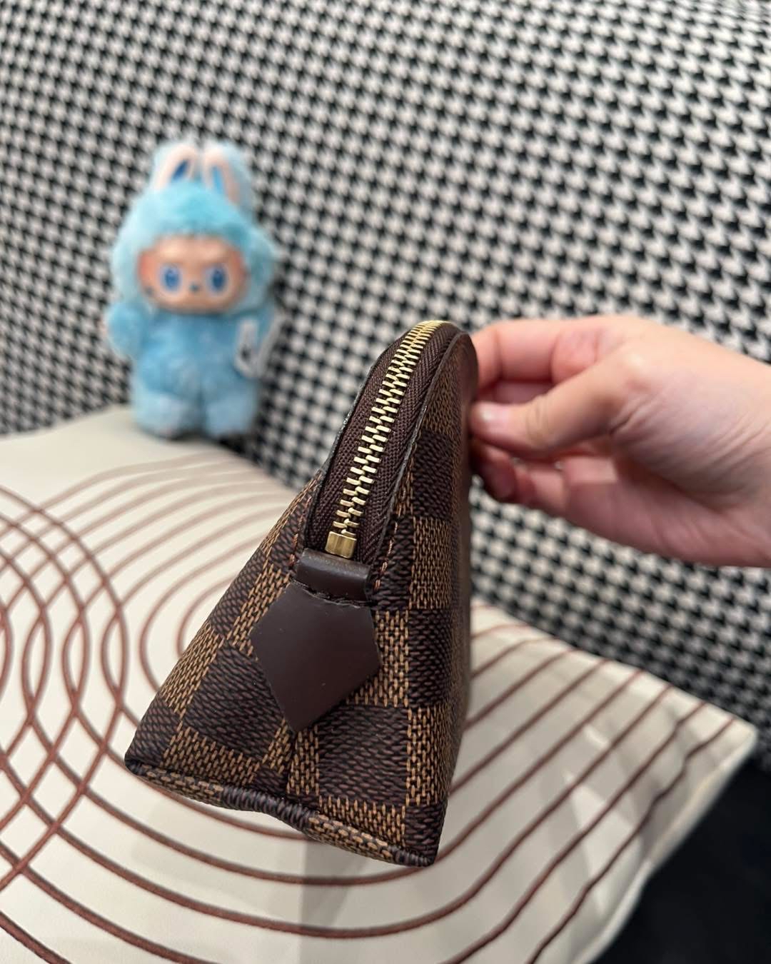 全新 Lv 化妝袋PM  100%Authentic, 全新未使用✅塵袋