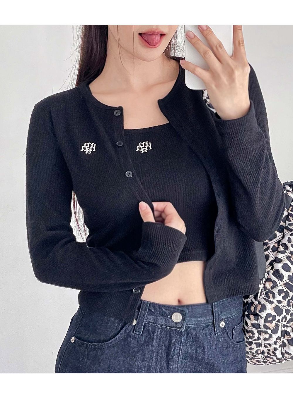 <預訂>🇰🇷MuahMuah Logo slim fit knit cardigan sleeveless Set