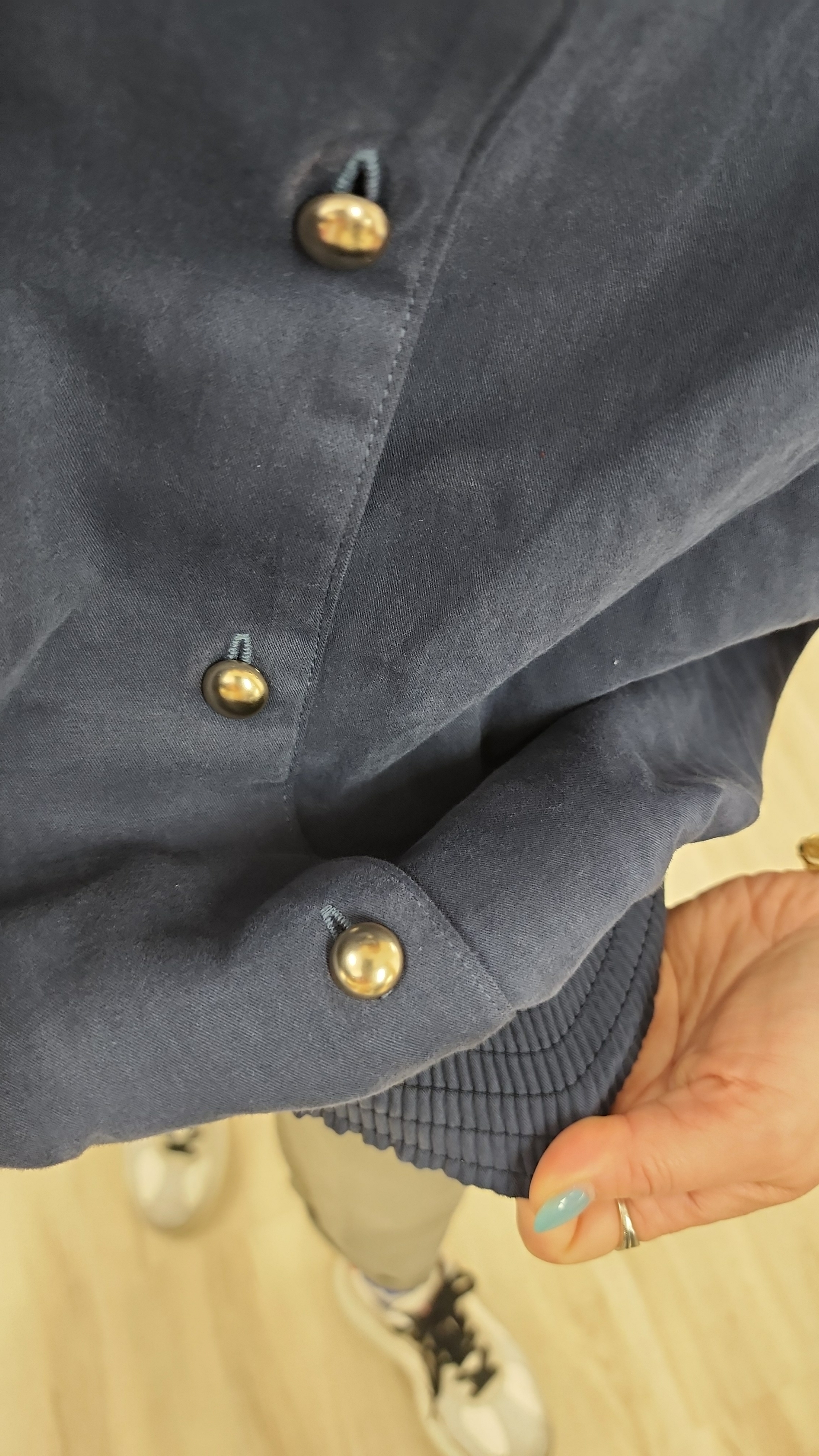 韓國洗水深藍橡筋腳半開胸裇