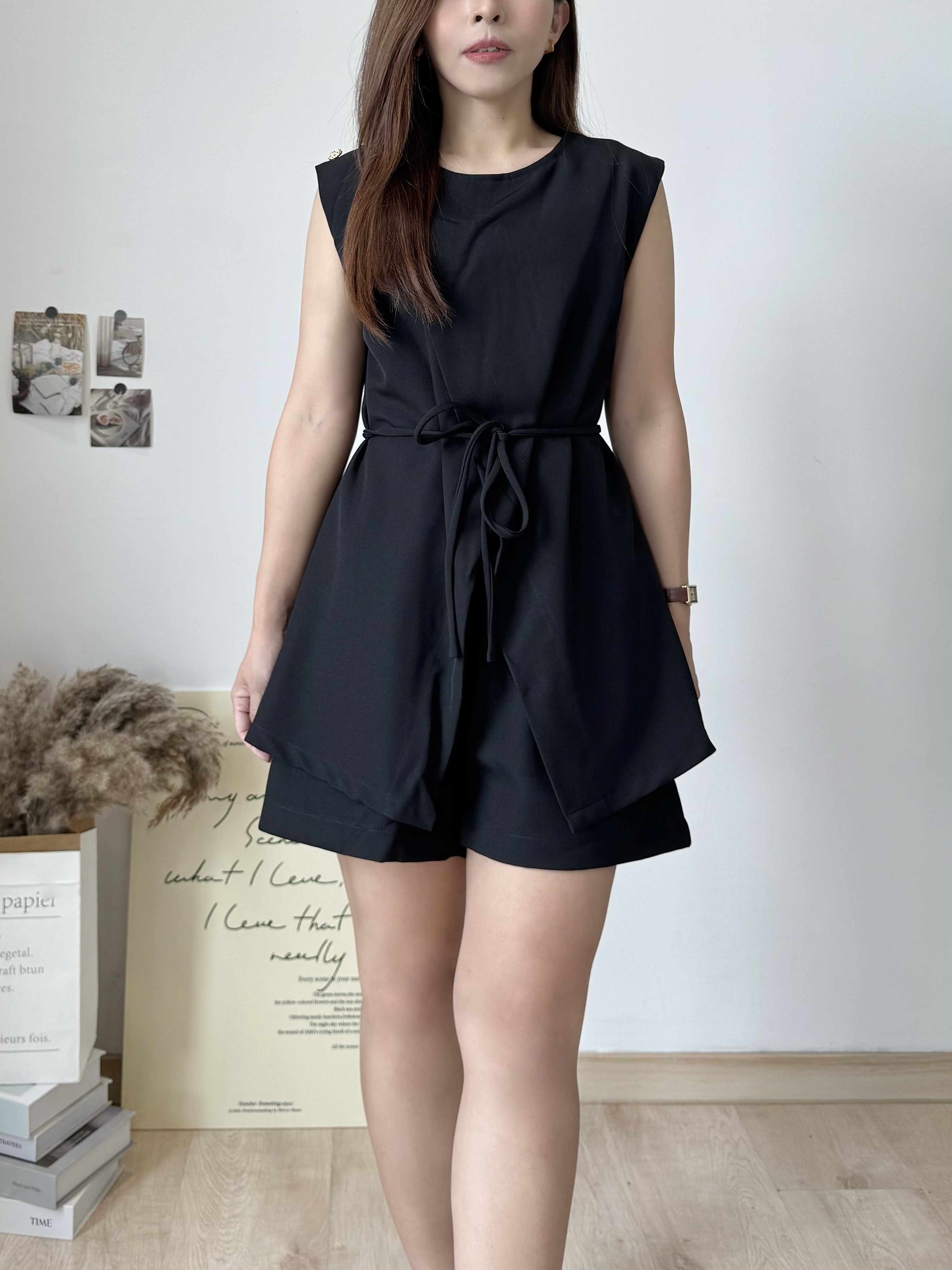 Korean Tailored Tie-Waist Set 韩系系带西装短裤套装 ( 3 colours )