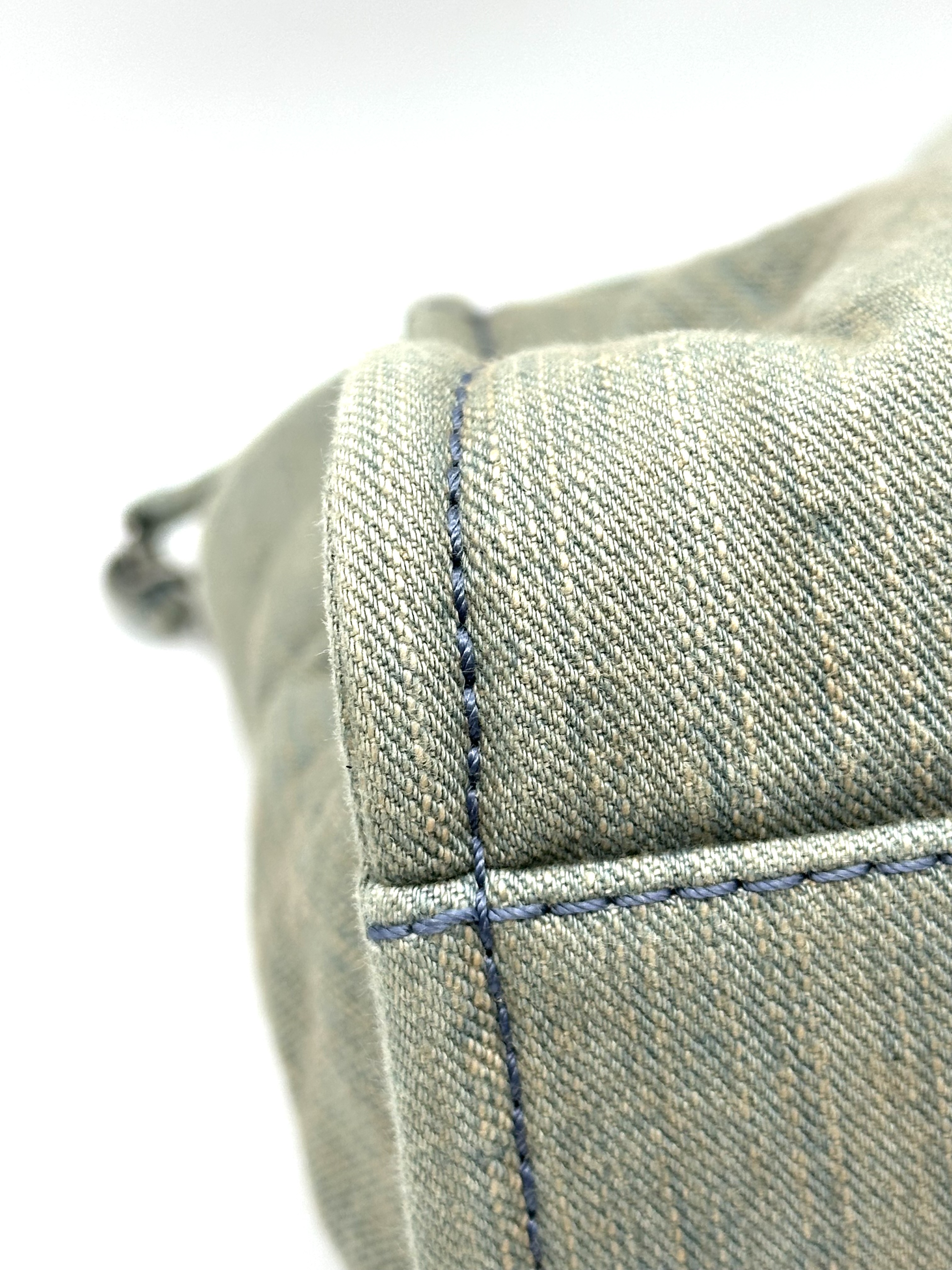 Pre-Owned CHANEL Denim Deauville Tote / Product Code: 26042103