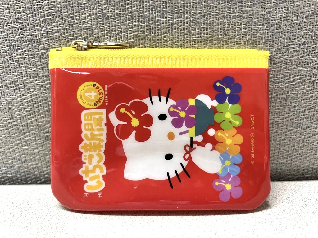 🎌日本直送🎌草莓新聞Hello Kitty迷你 收納包 散子包 卡包 