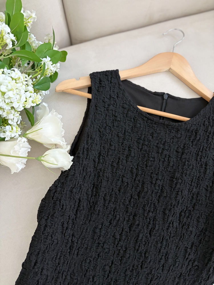 Ruched Slim Dress (Black)