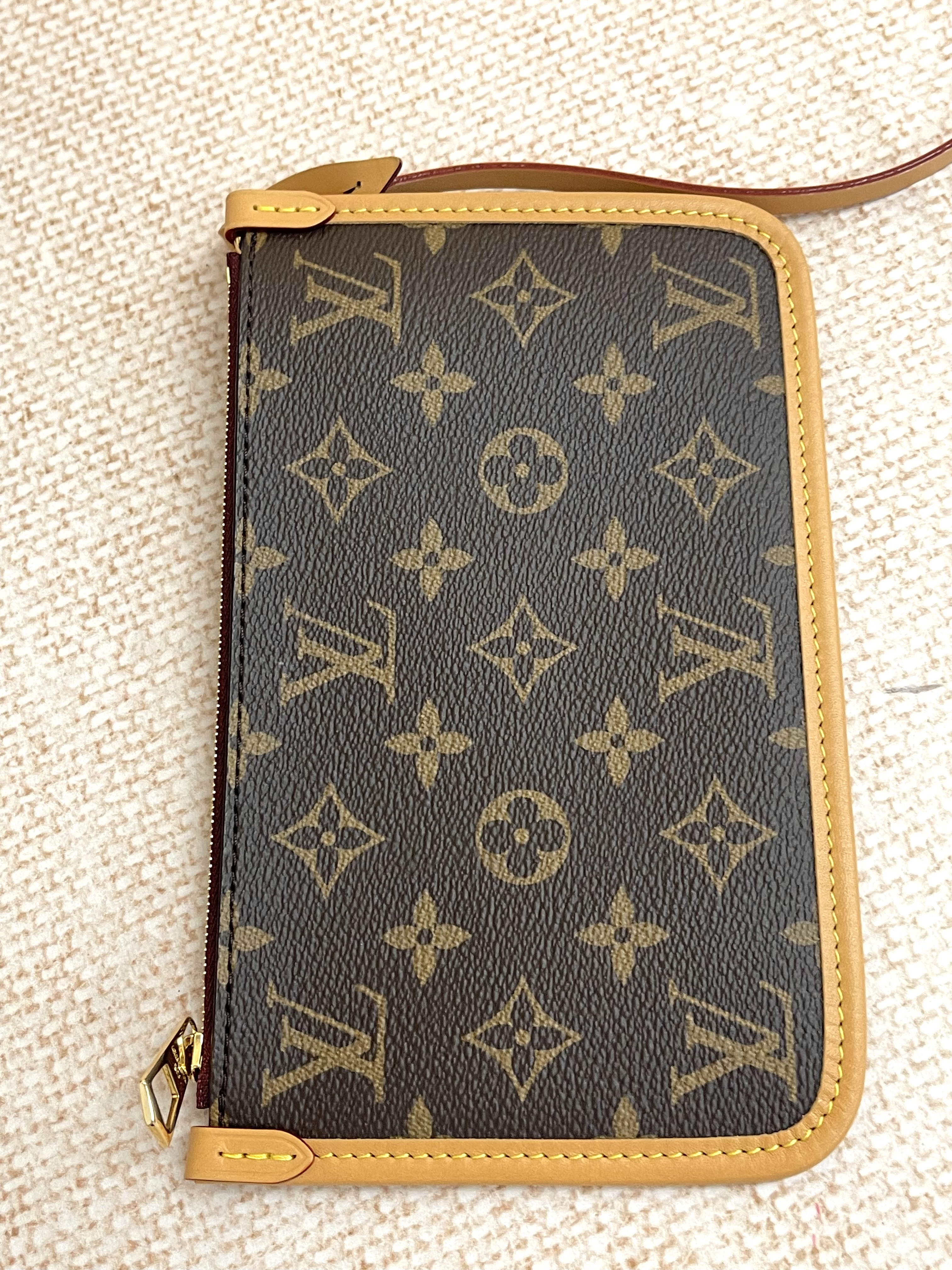 Pre-owned  Louis Vuitton Carryall PM/ Product Code: 26052601