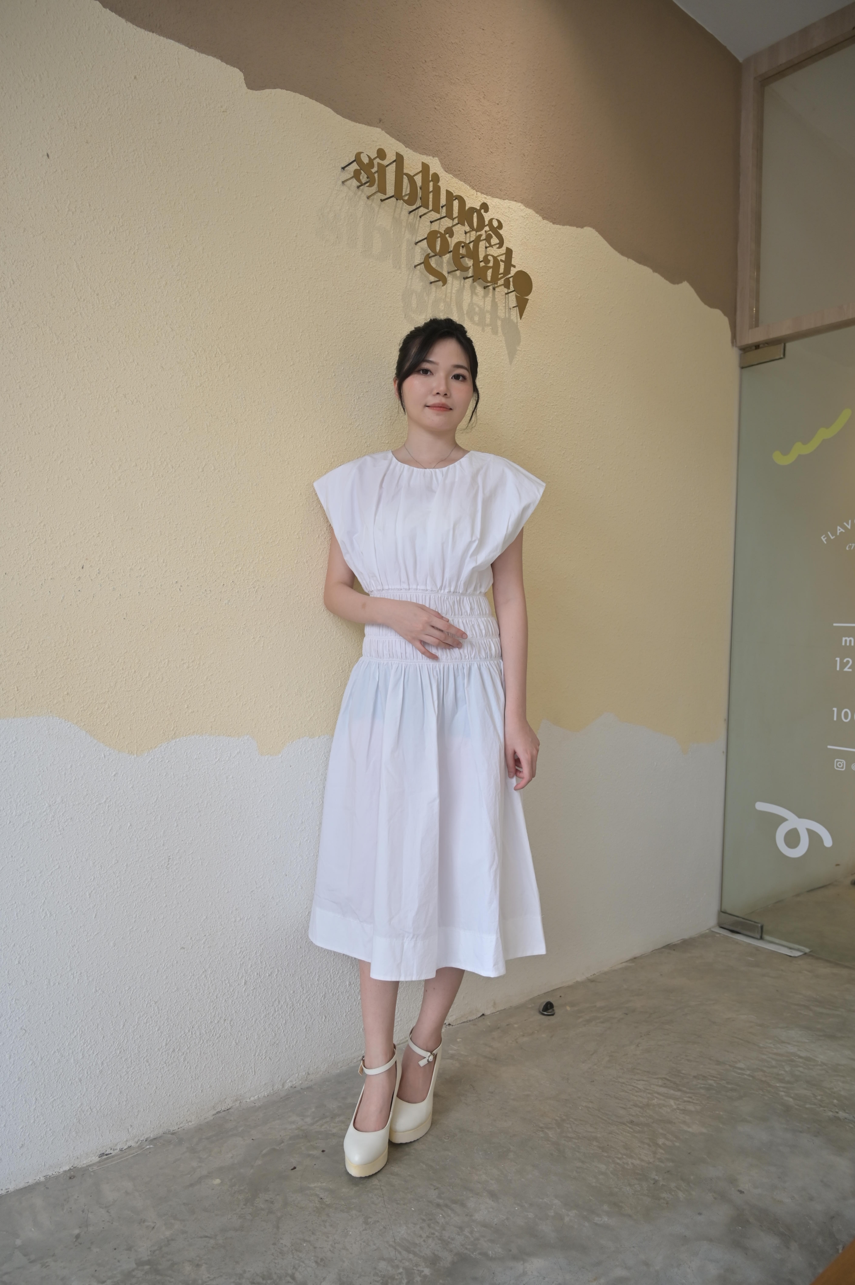 Sleeveless Dress with Structured Shirred Waist‖ 立体褶皱收腰无袖连身裙 KR02139714