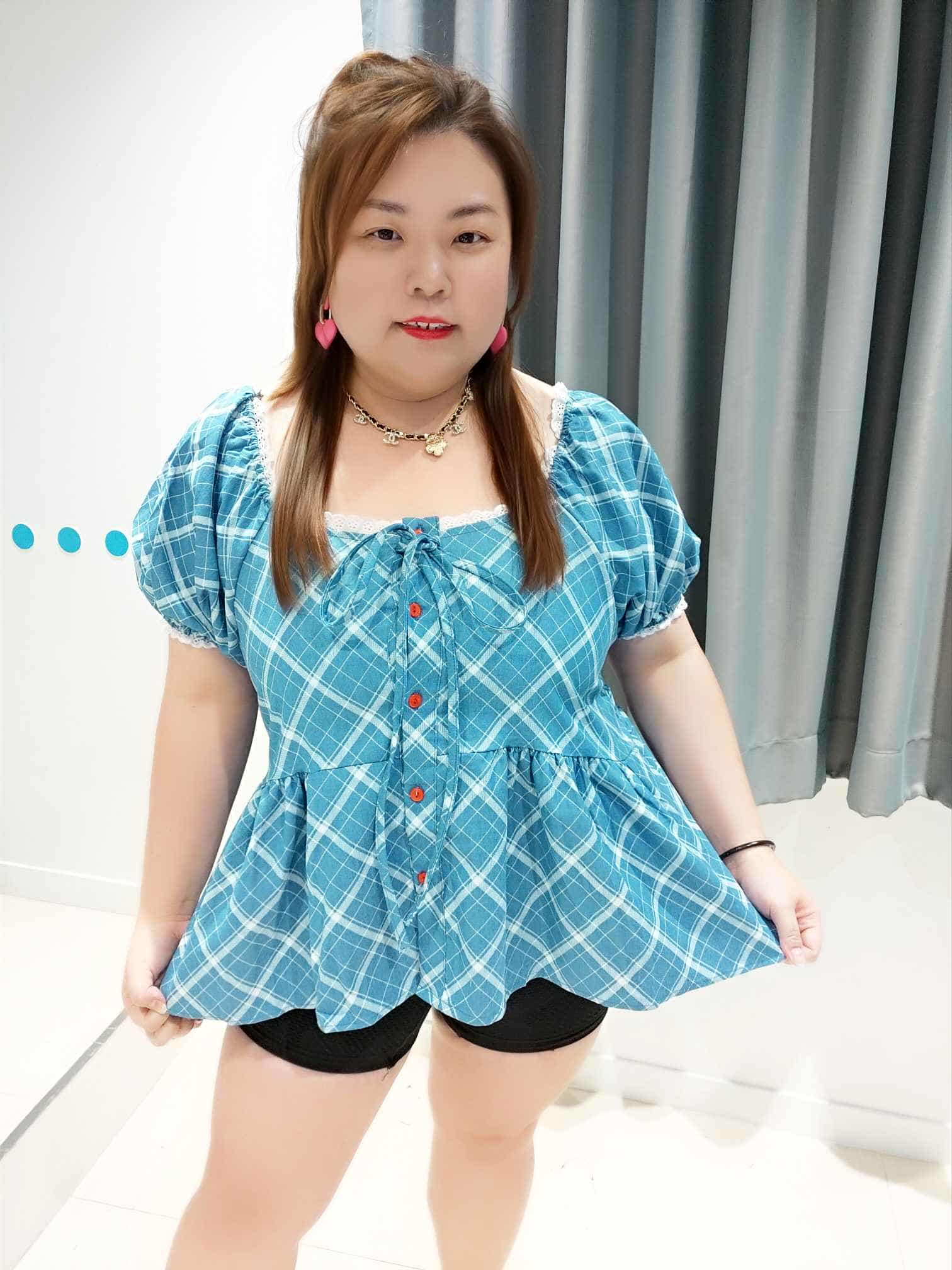 DSB10 拼筒花U领格子设计上衣