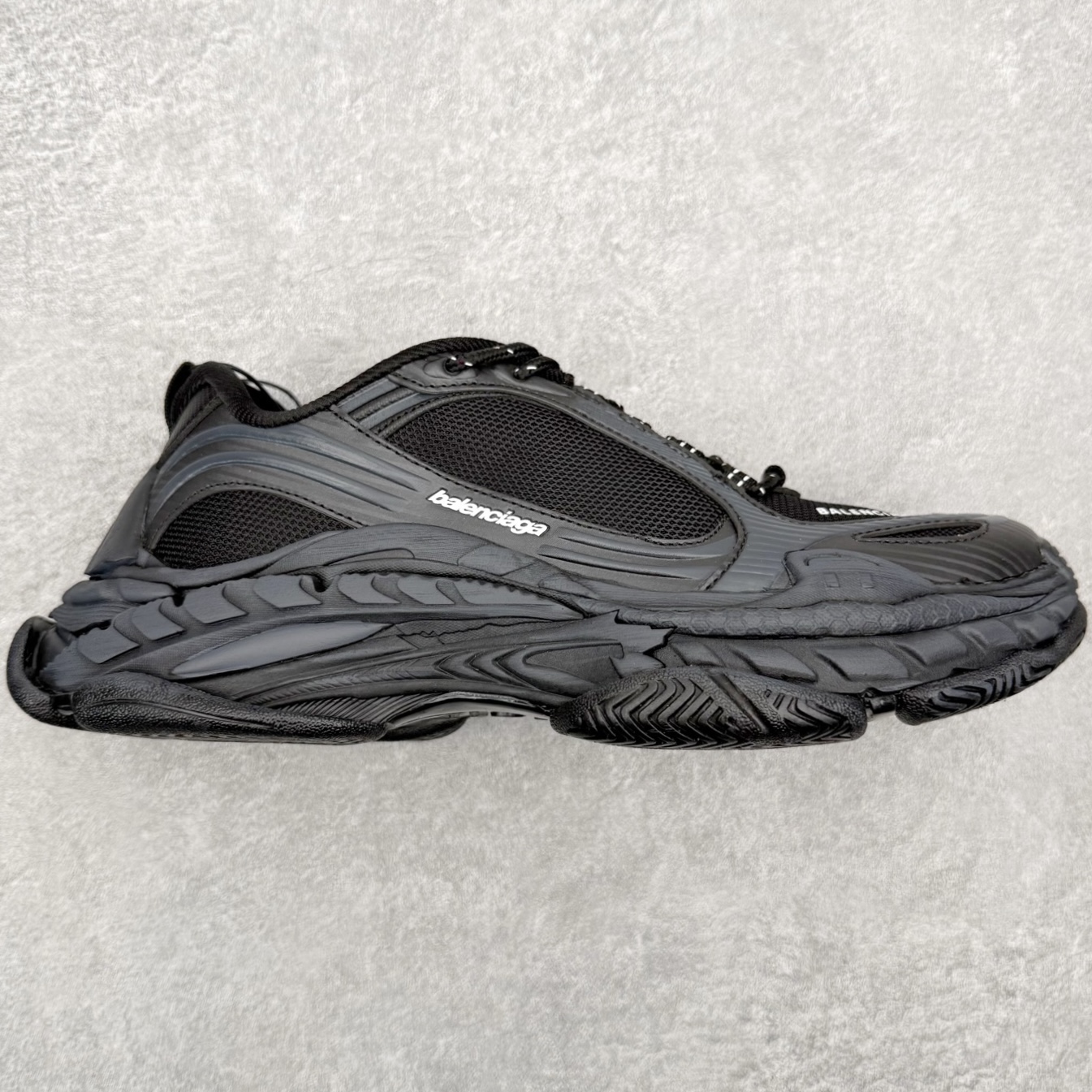 Balenciaga Triple S.2 Gradient 