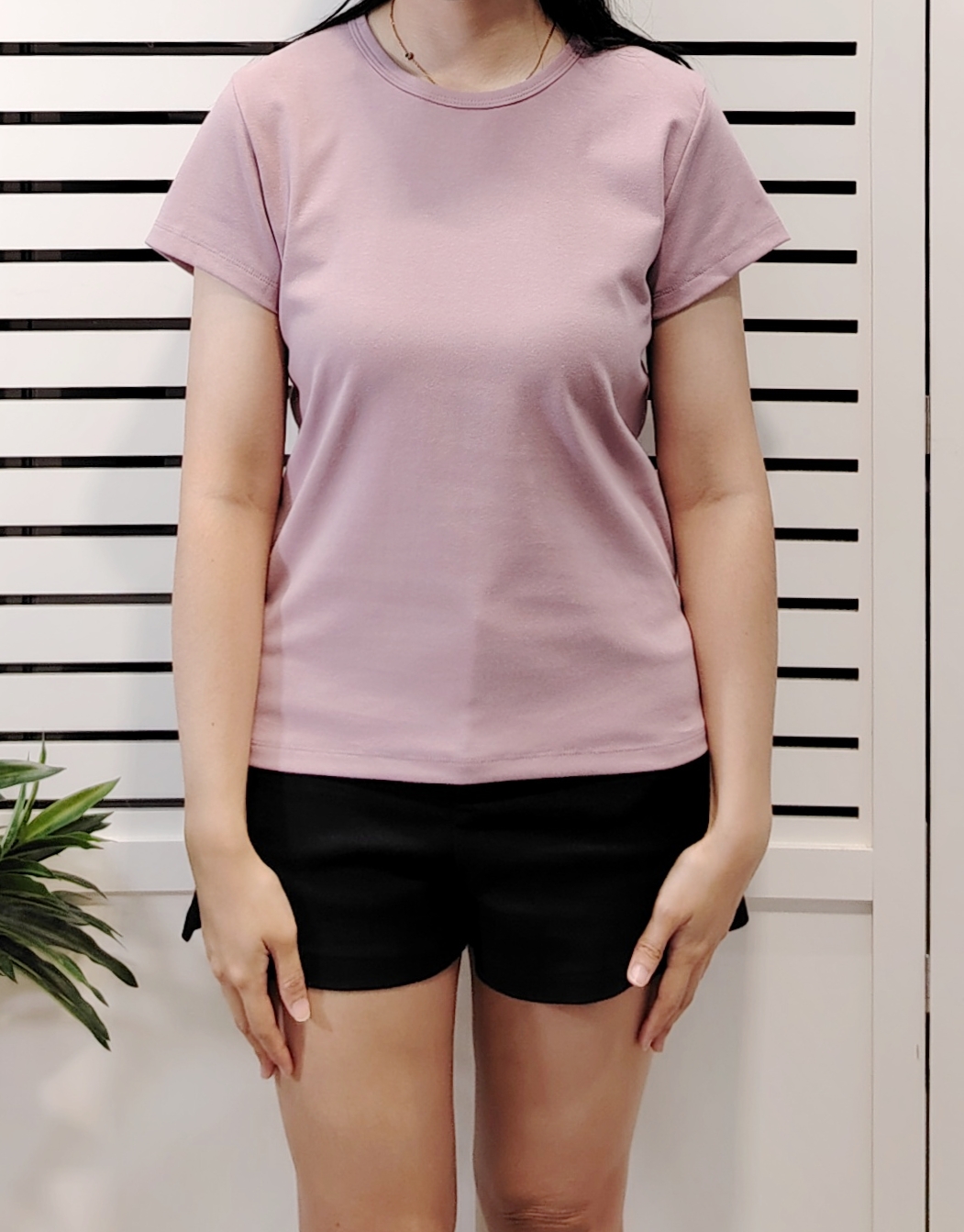 M2207 Basic Round Neck Cotton Tee 