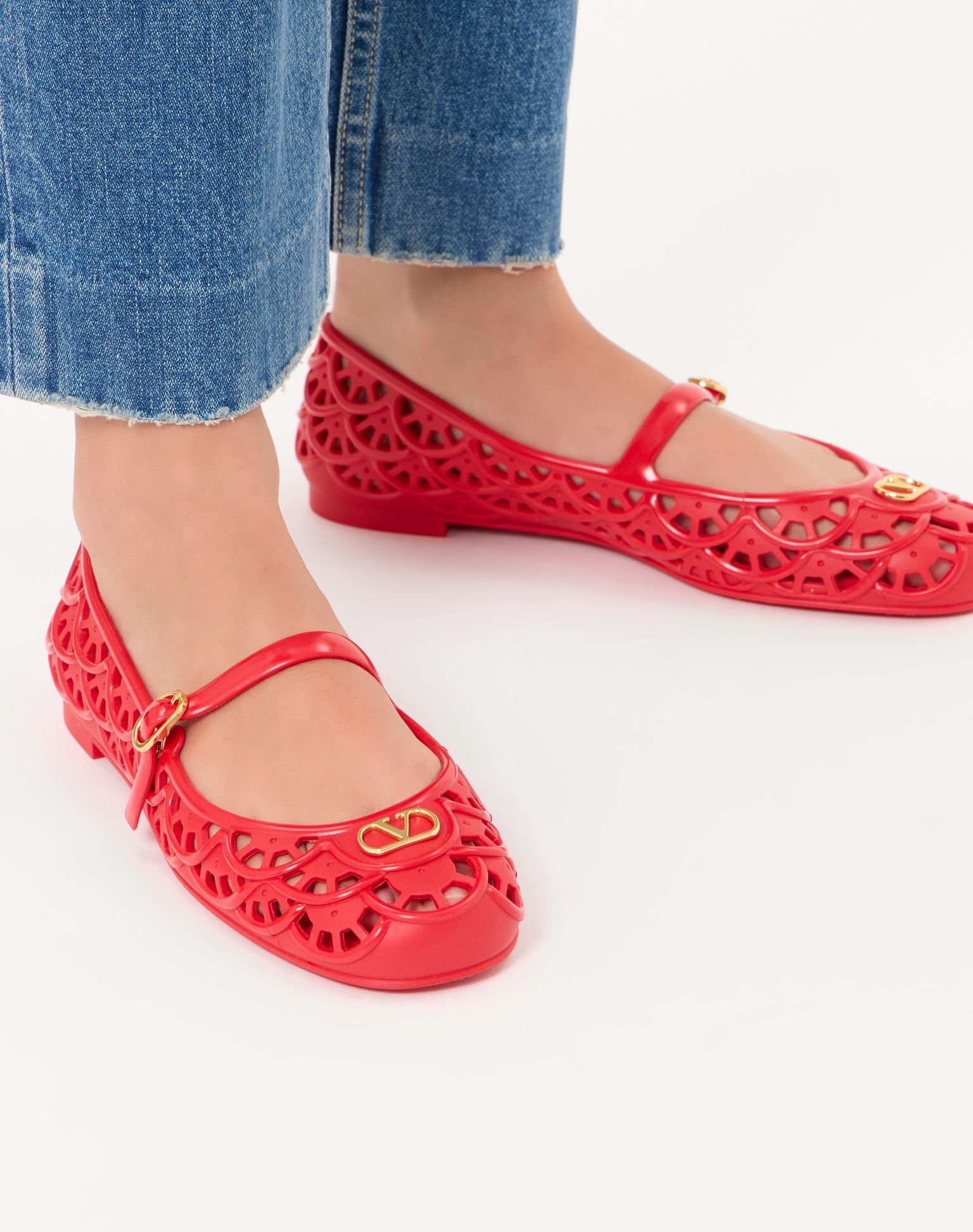 折後✨新款🆕訂貨🍒Valentino 防水jelly flat  落雨可以著！  Size 36/37/38/39/40/41