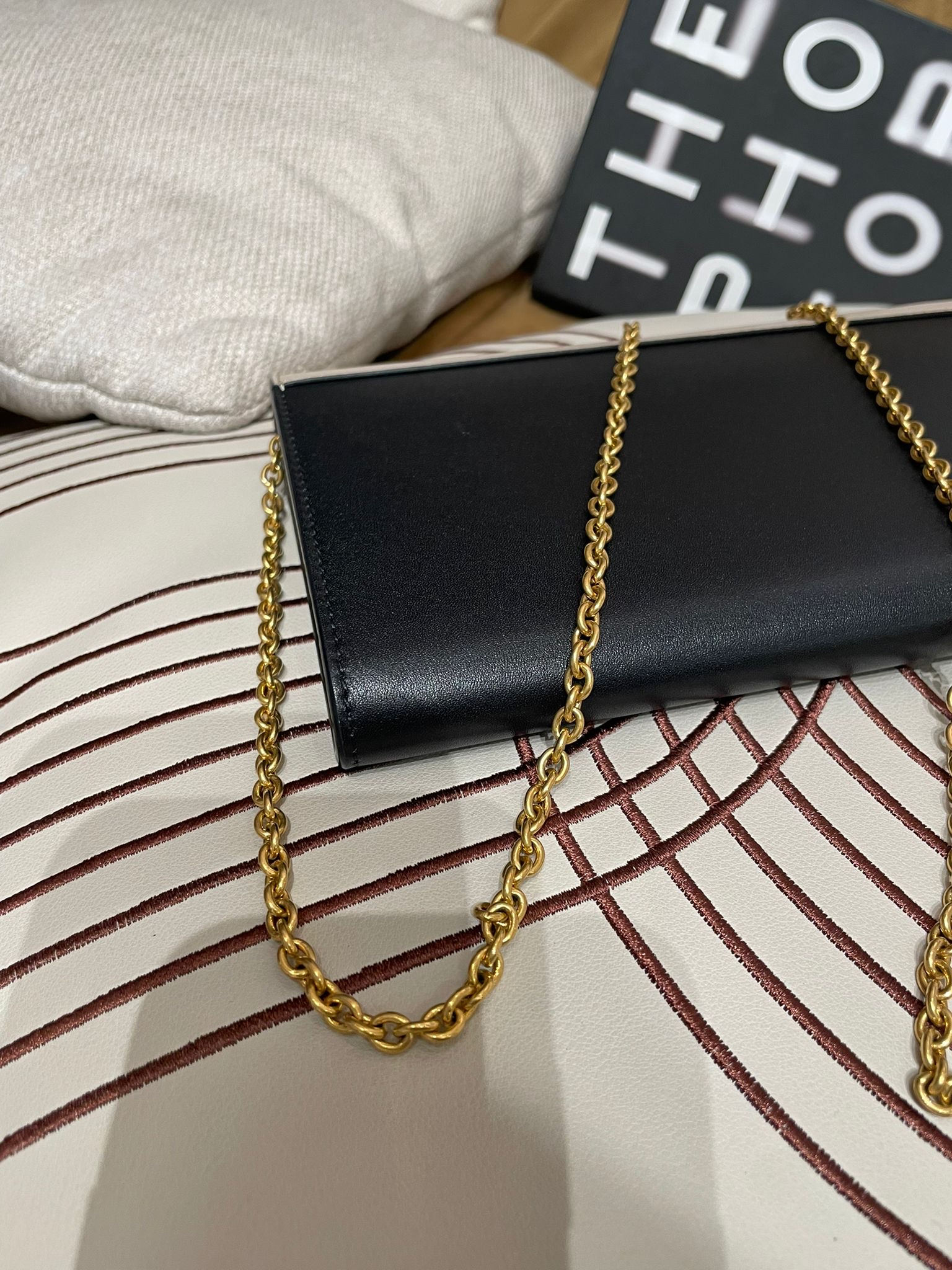 Celine clutch on chain 灰色拼粉紅牛皮鏈條銀包斜孭袋  100%Authentic ,98%new✅dust bag 