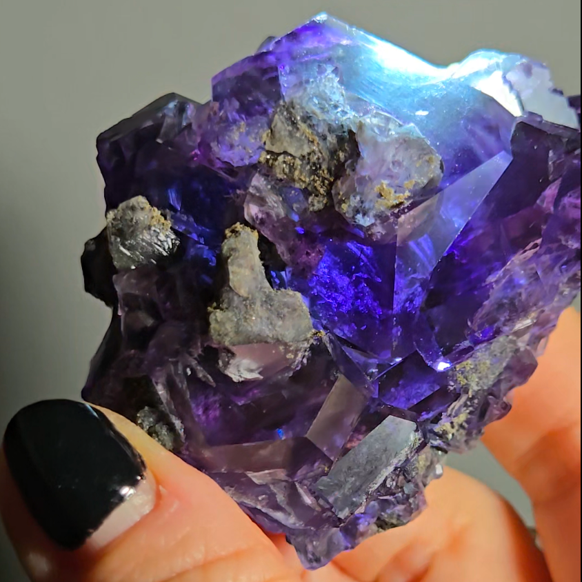 Indigo blue and purple tanzanite fluorite cluster - FL365