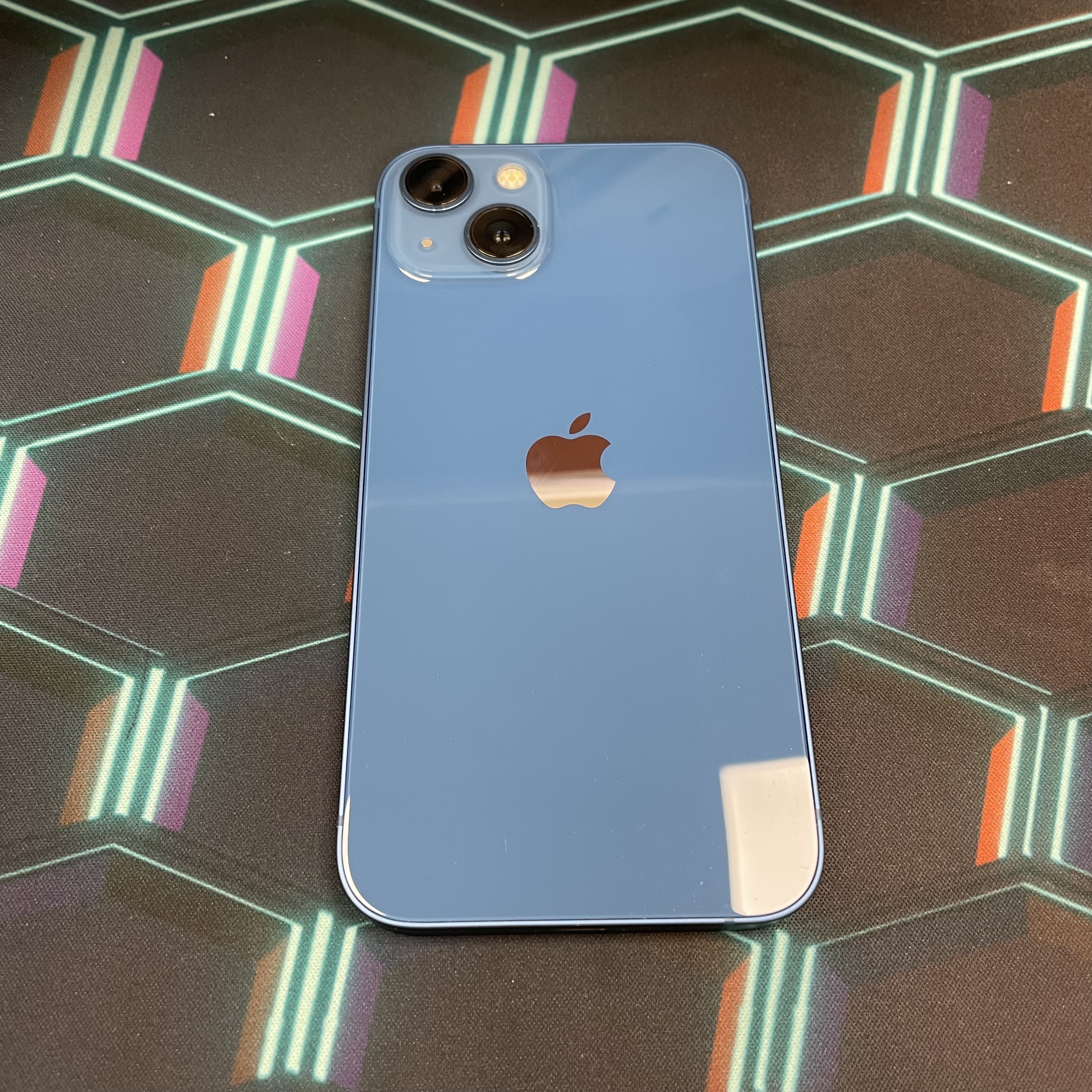 *5780 13 勁靚機 128GB 電83 藍色 blue