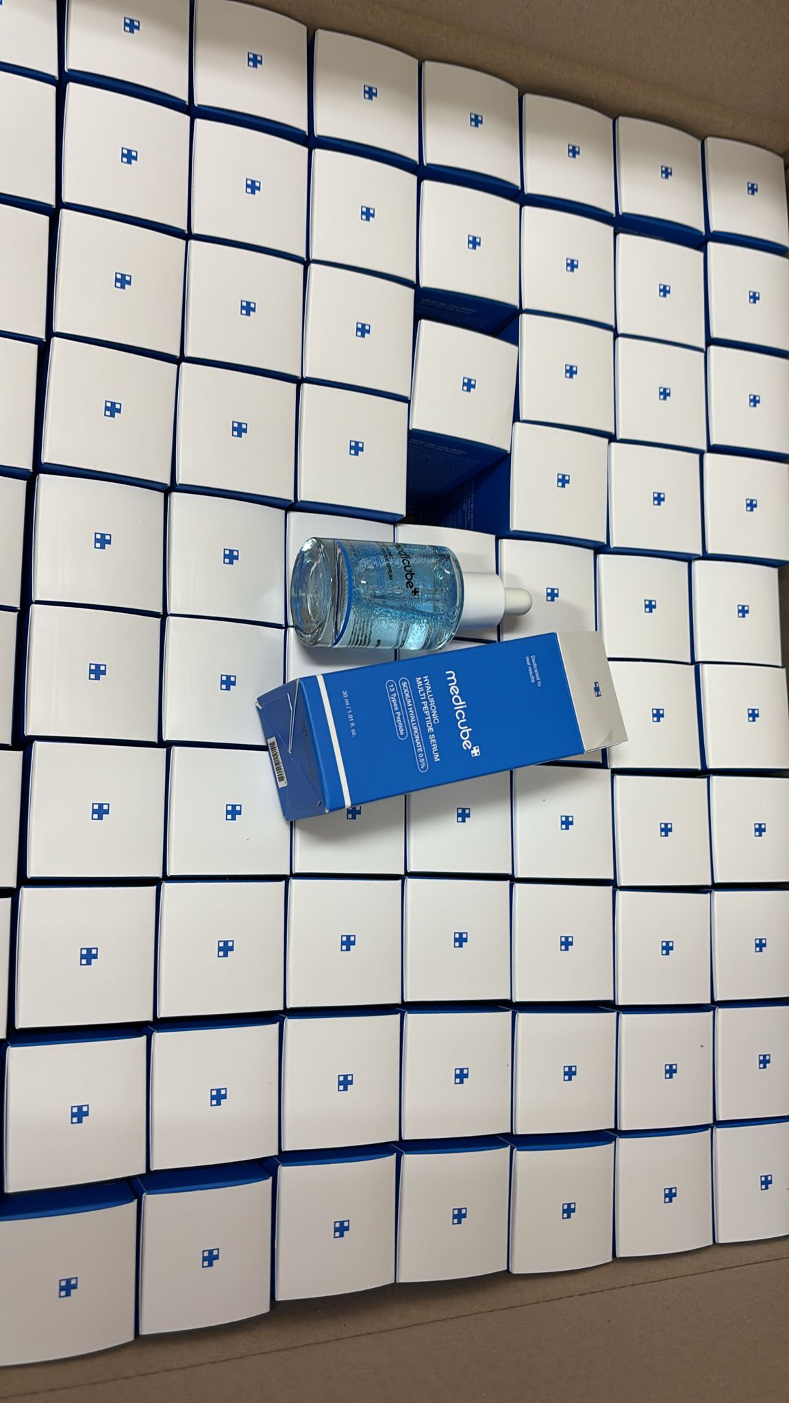 Medicube玻尿酸胜肽雙層安瓶