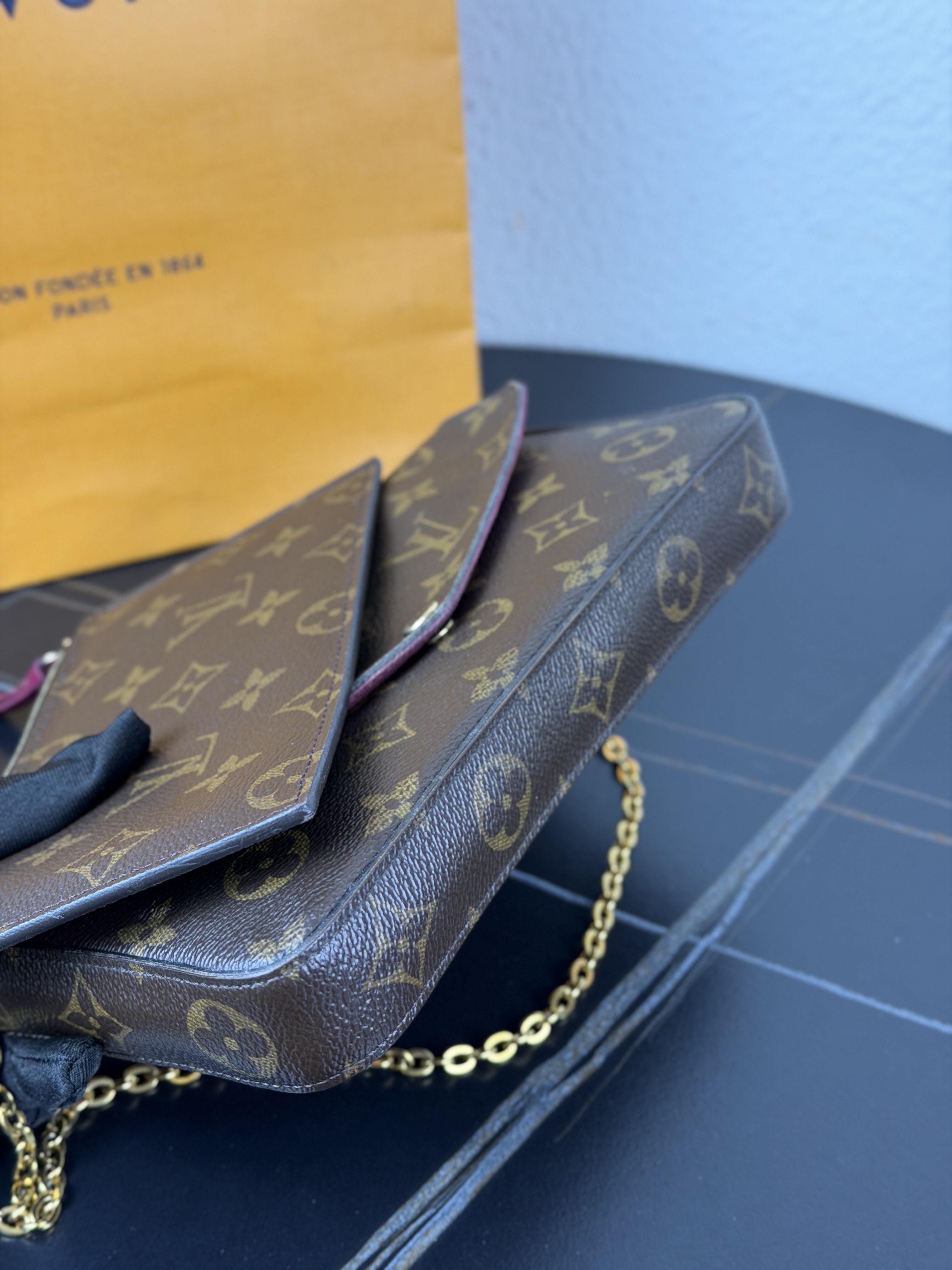 【預訂貨品】LV老花三合一woc