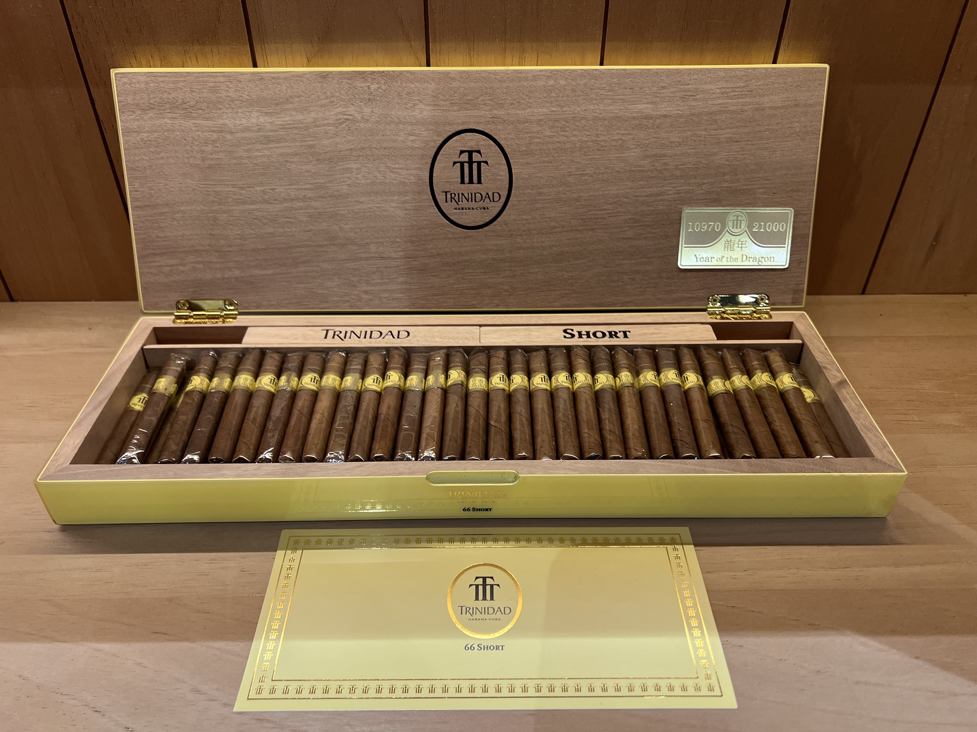 Trinidad千里達維達龍年限定（66支）