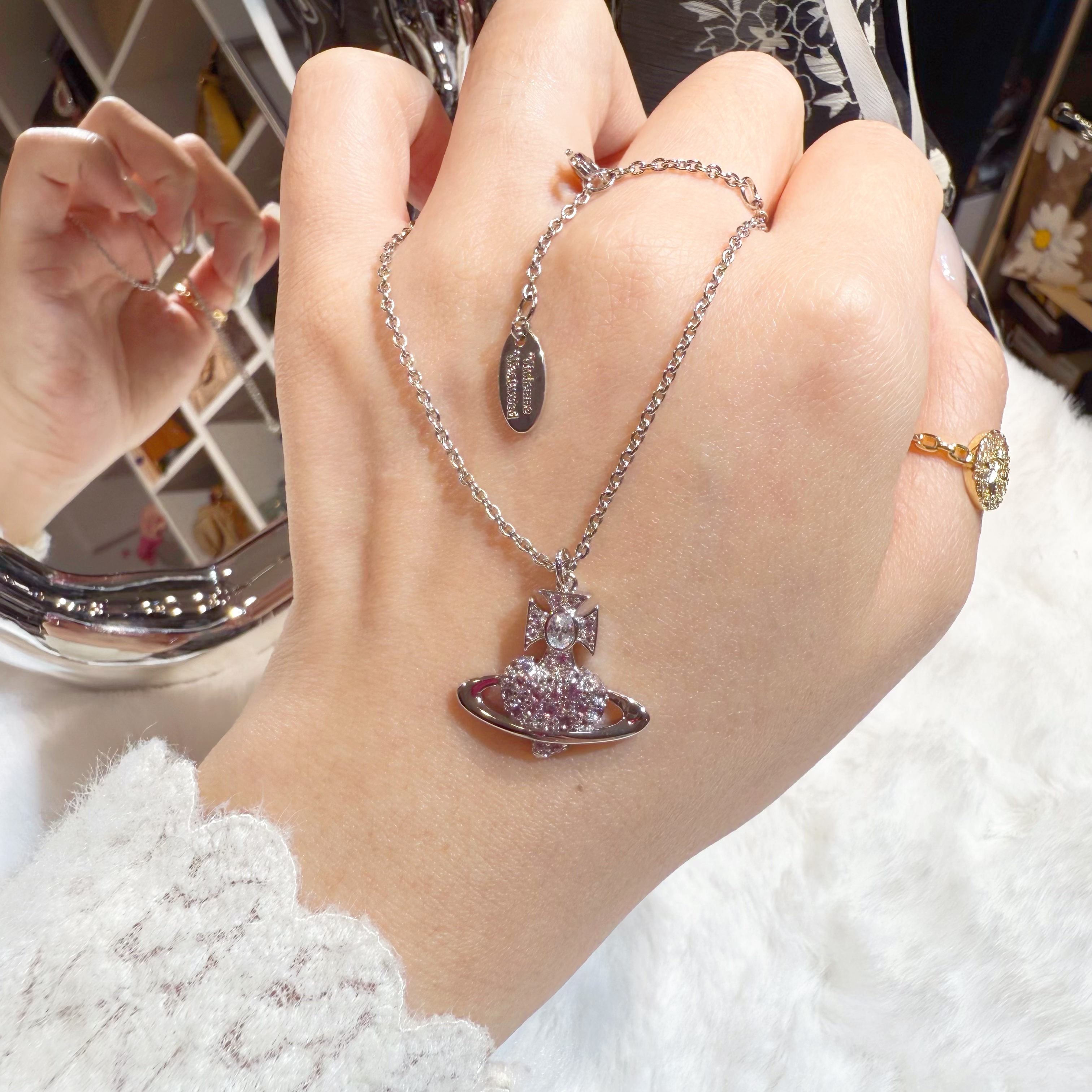 VW Agnatha necklace S/purple