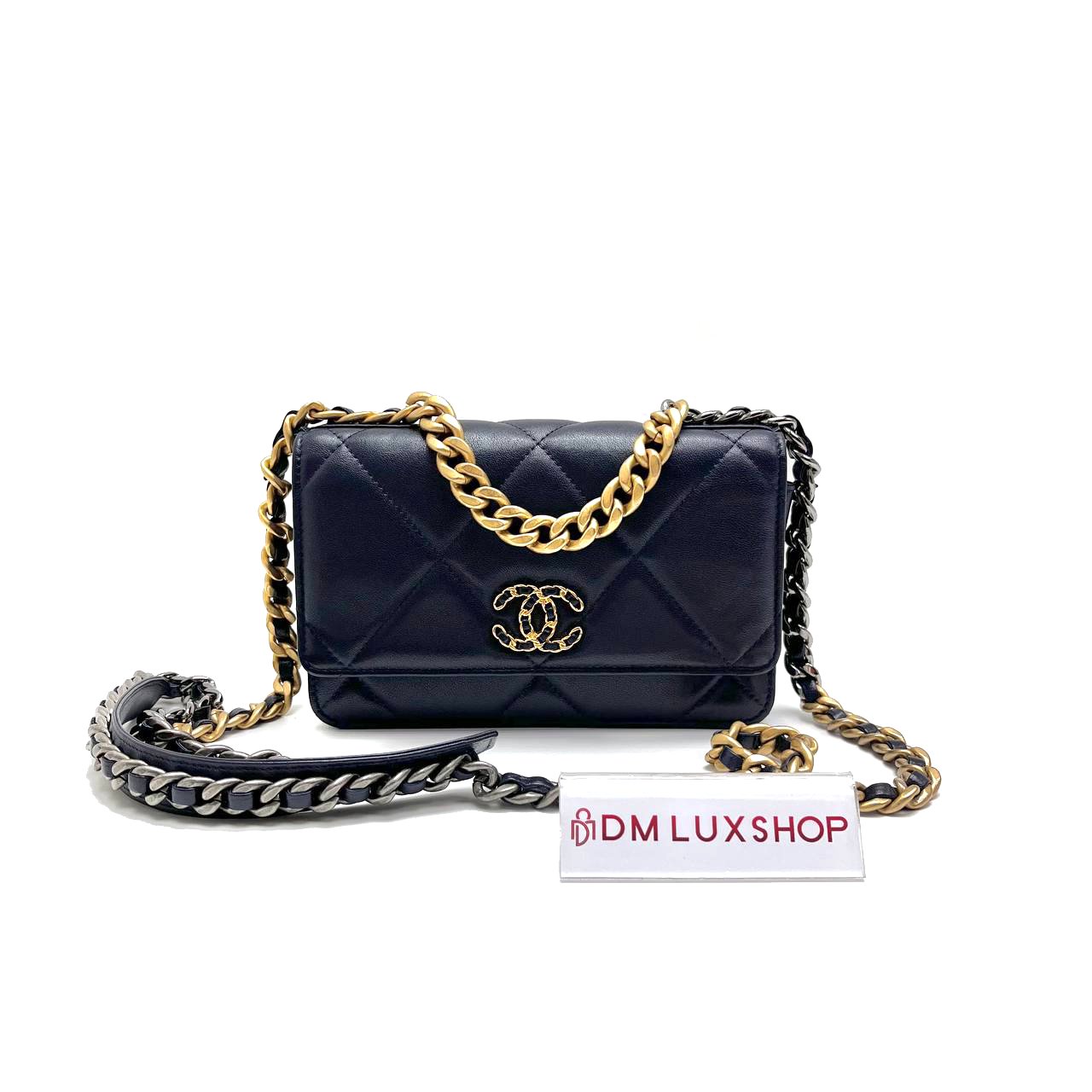 Chanel 19 WOC Navy Blue Lambskin GHW (Serial 29, Year 2019)