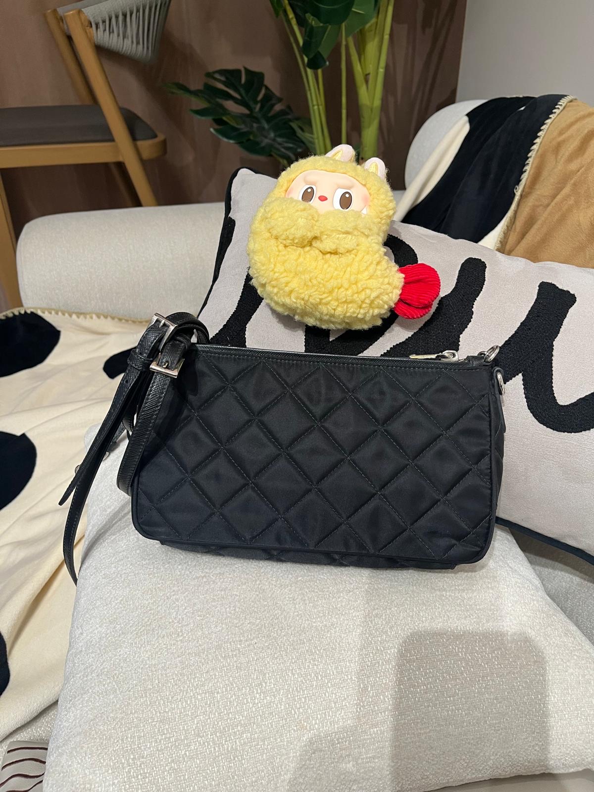 PRADA IBH026 Bandoliera Tessuto Impuntu re-nylon bag 100%Authentic, 98%New ✅Dust bag