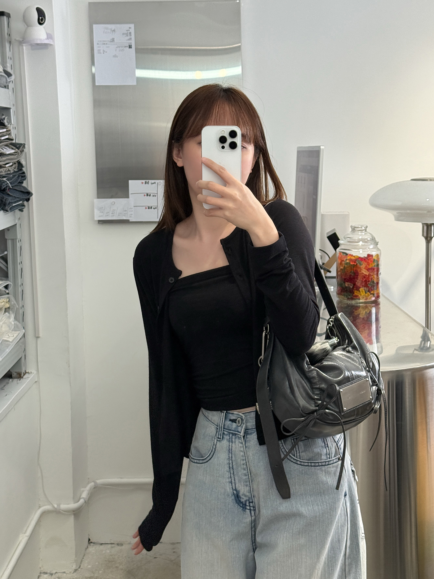 𝐒𝐨𝐟𝐭 𝐭𝐨𝐮𝐜𝐡 𝐜𝐚𝐫𝐝𝐢𝐠𝐚𝐧 𝐰𝐢𝐭𝐡 𝐭𝐮𝐛𝐞 𝐭𝐨𝐩 𝐬𝐞𝐭