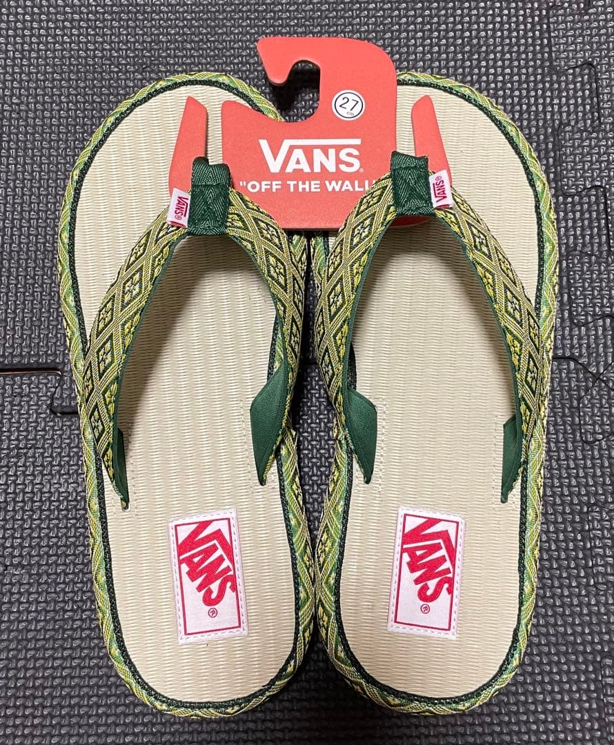 7月訂購 榻榻米 x Vans涼鞋