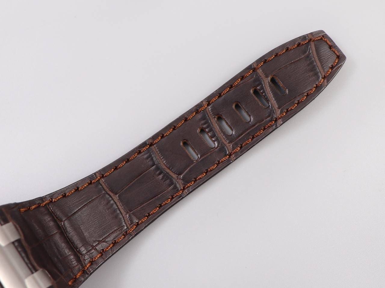 A P2018＂12H计时系列🔥A P26470棕色＂哈瓦那＂42毫米计时码表系列。机芯搭载订制版3126计时机芯！市面最高A P12H版本🔥🔥