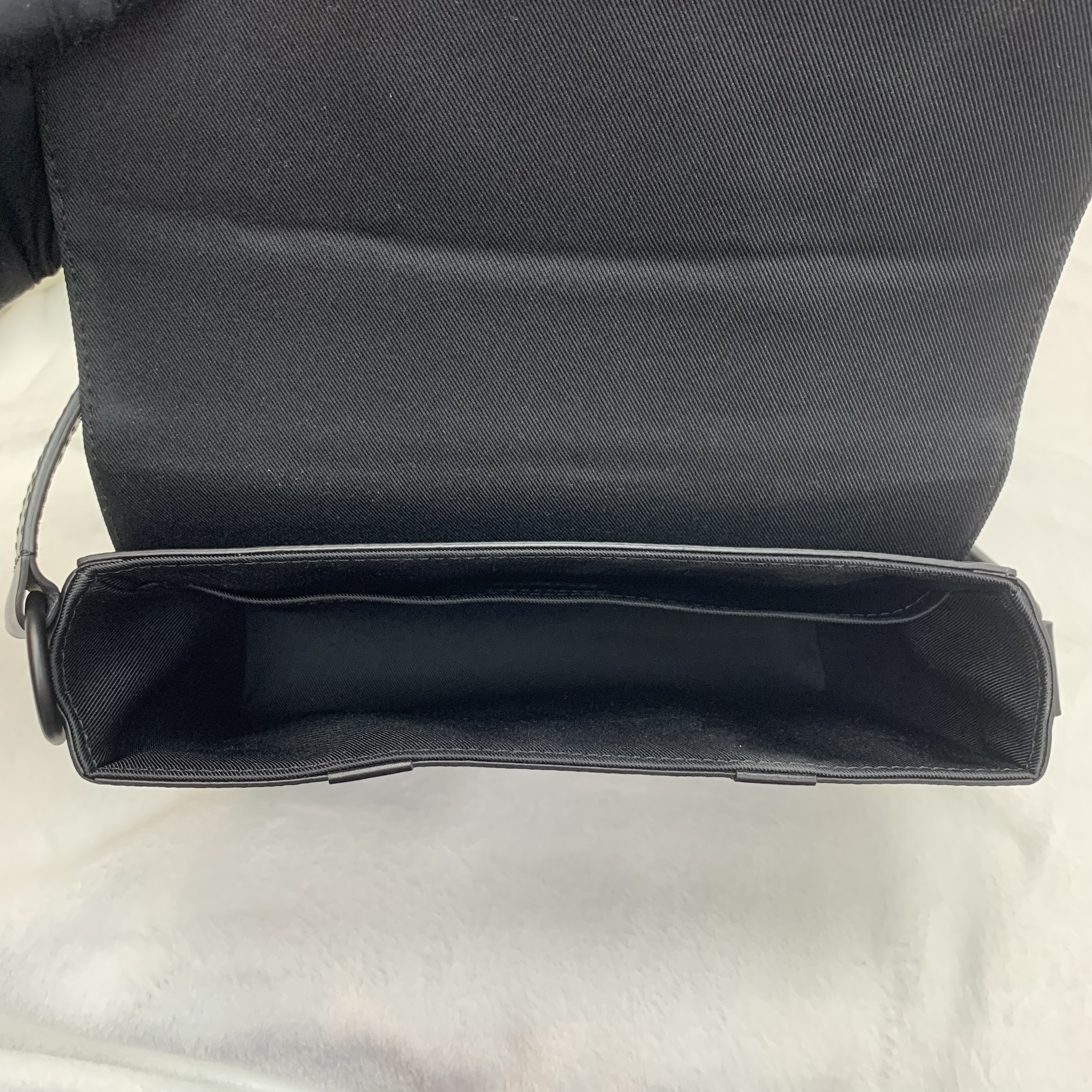 Louis Vuitton Monogram Eclipse Trunk Messenger（M45727）黑灰色老花郵差包