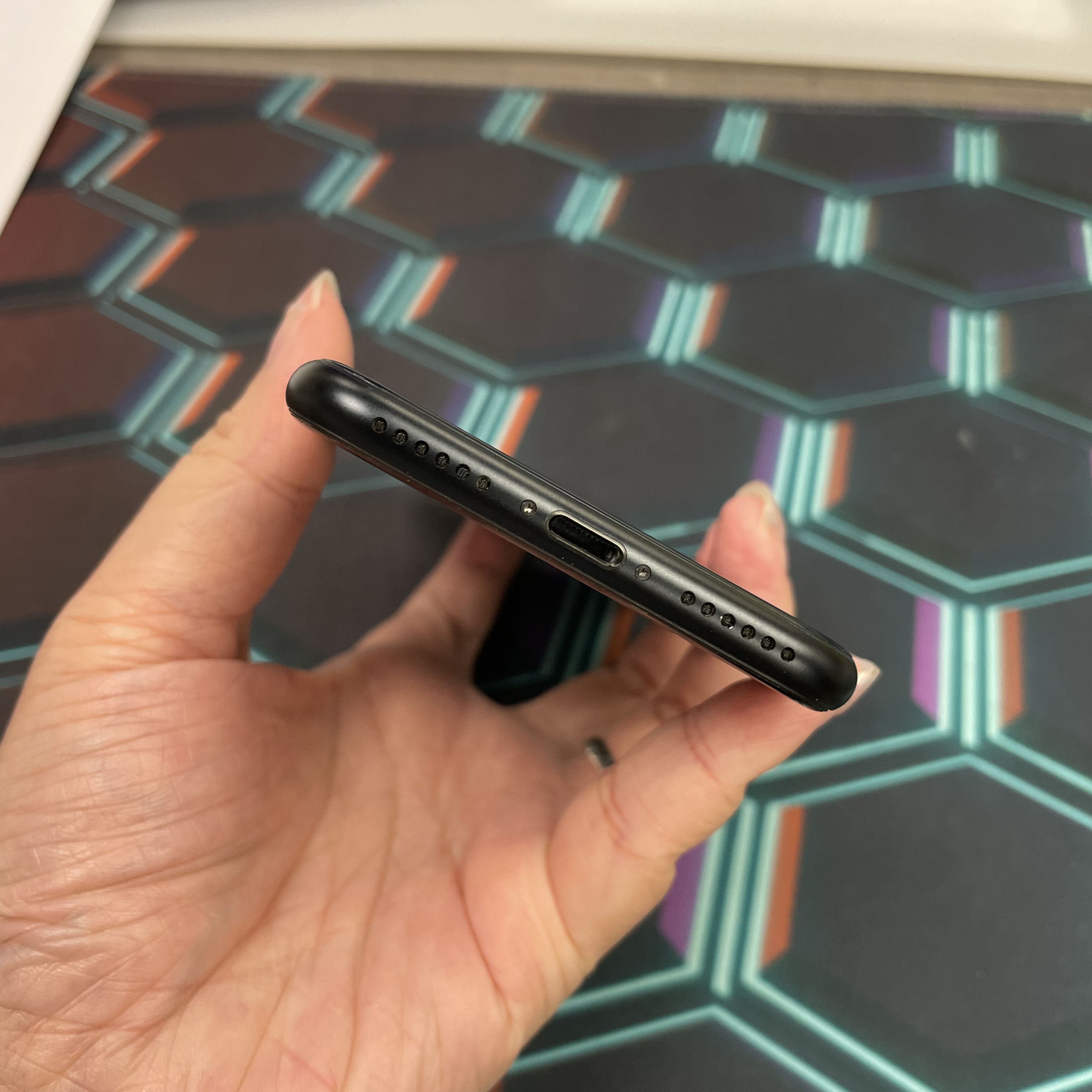 *7831 SE 3 勁靚機 64GB 電100 黑色 black