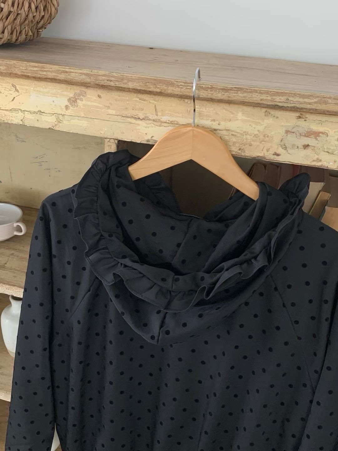 黑色圓點連帽風衣外套