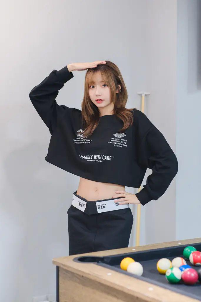 KR 歐美復古 Crop Sweater KR8006