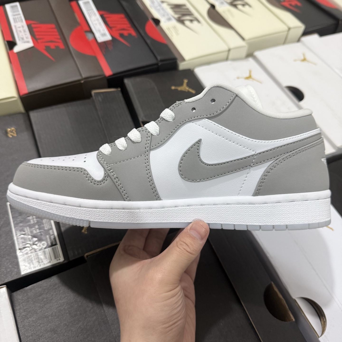Nike Air Jordan 1 Low "Wolf Grey" DC0774-105
