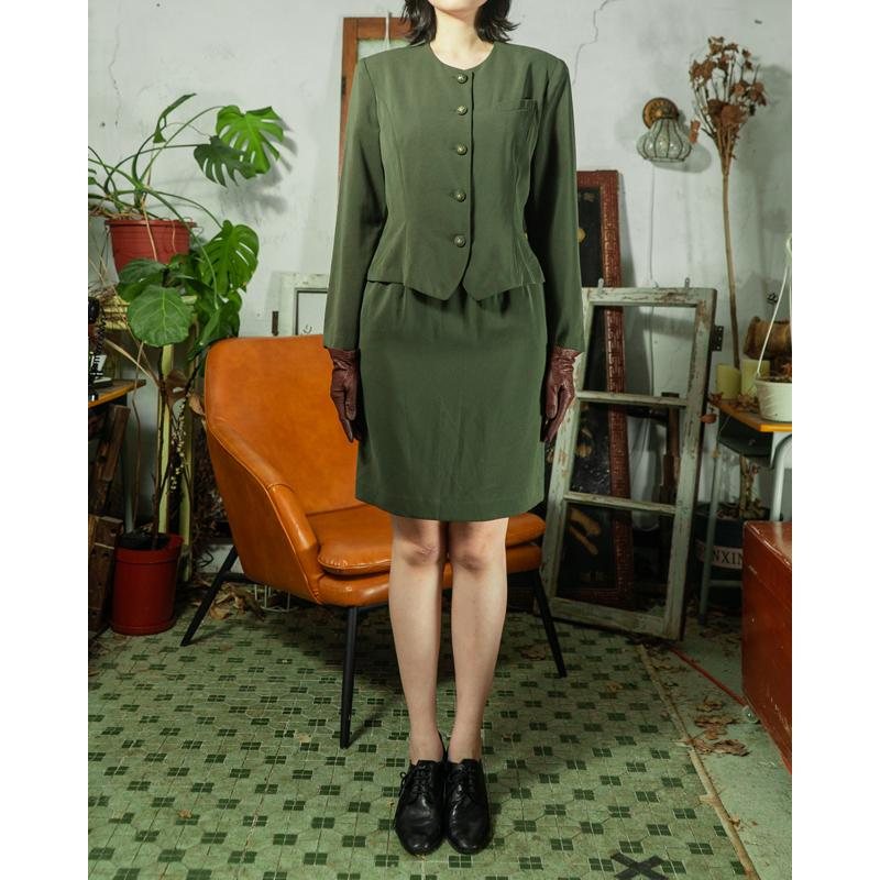 Vintage C.a. 1980s Lambelle Deep Olive Green Twin Set - Round Collar Blazer & Skirt(MT1607-7)