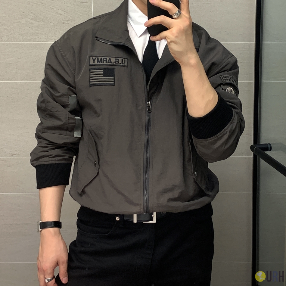 【100%保證韓國直送】美式復古軍事補丁雙向拉鍊飛行員外套 🧥 [2 color] RL114810