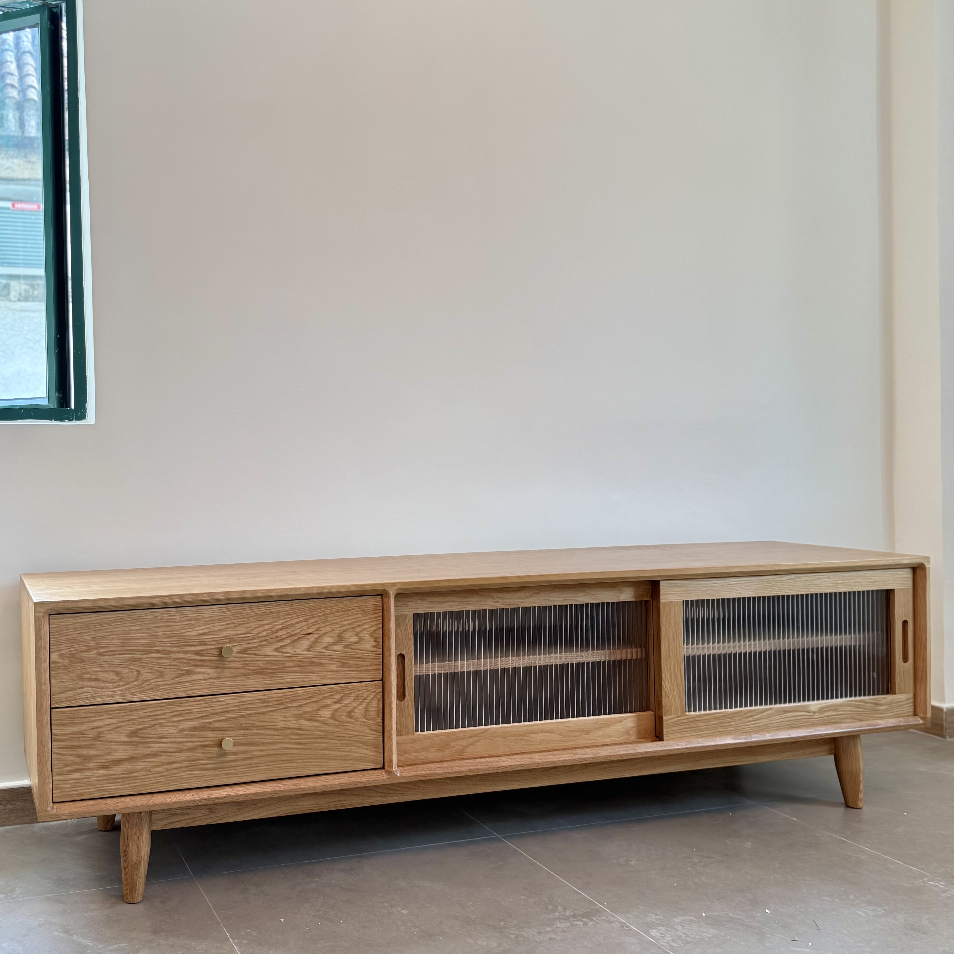 VECTOR TV Cabinet (可訂造)